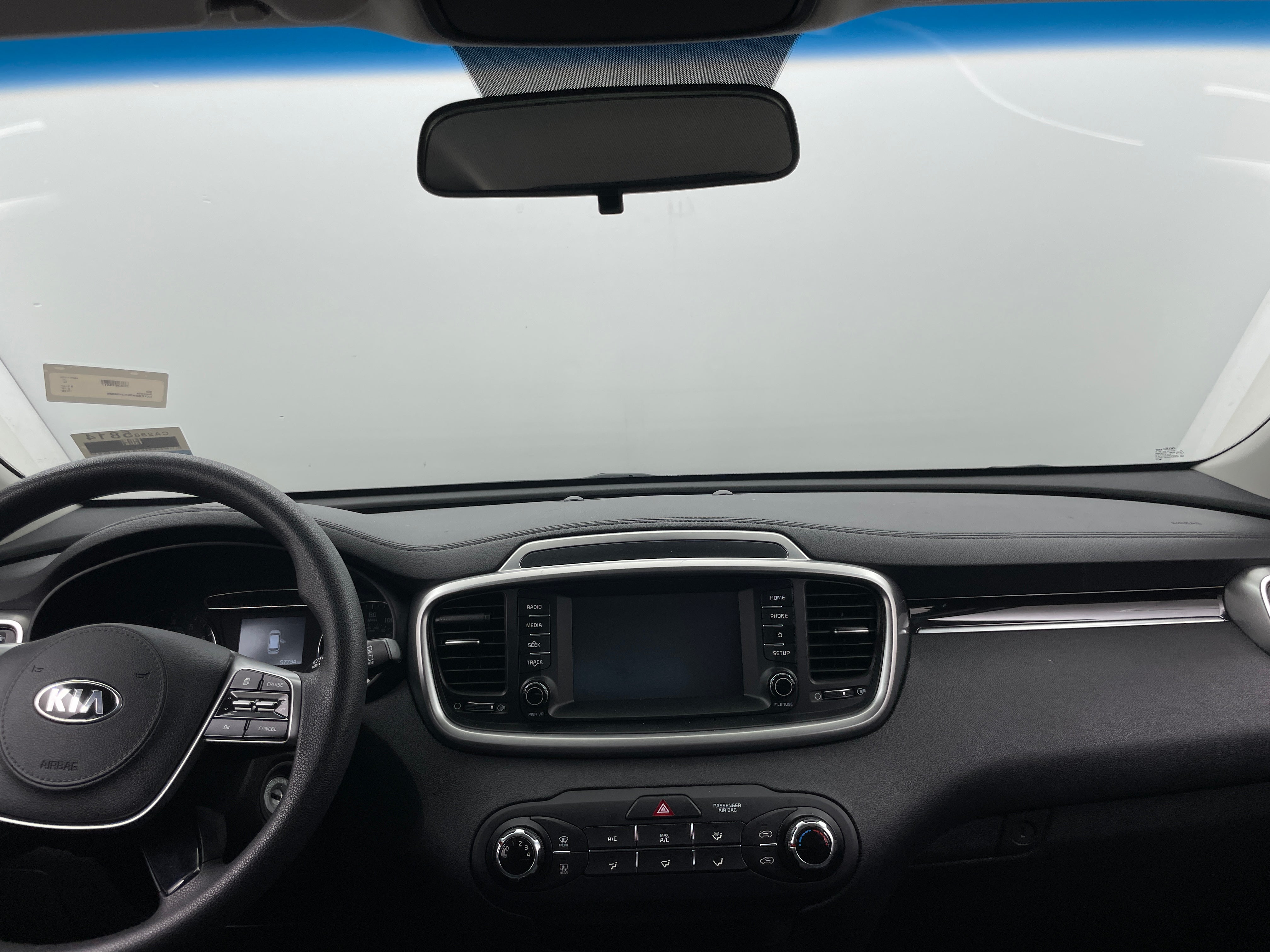2019 Kia Sorento LX 3
