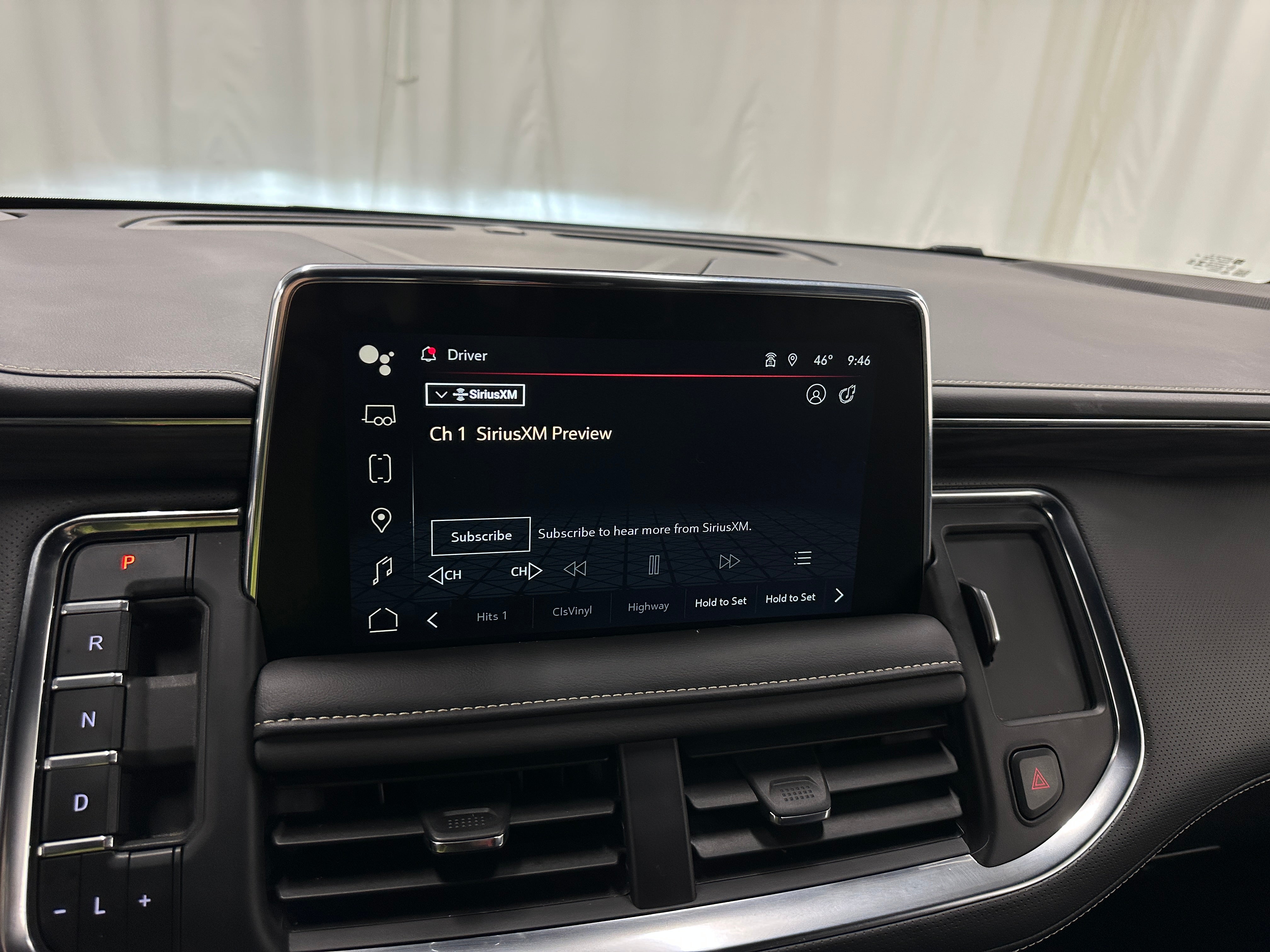 2024 GMC Yukon XL SLT 3
