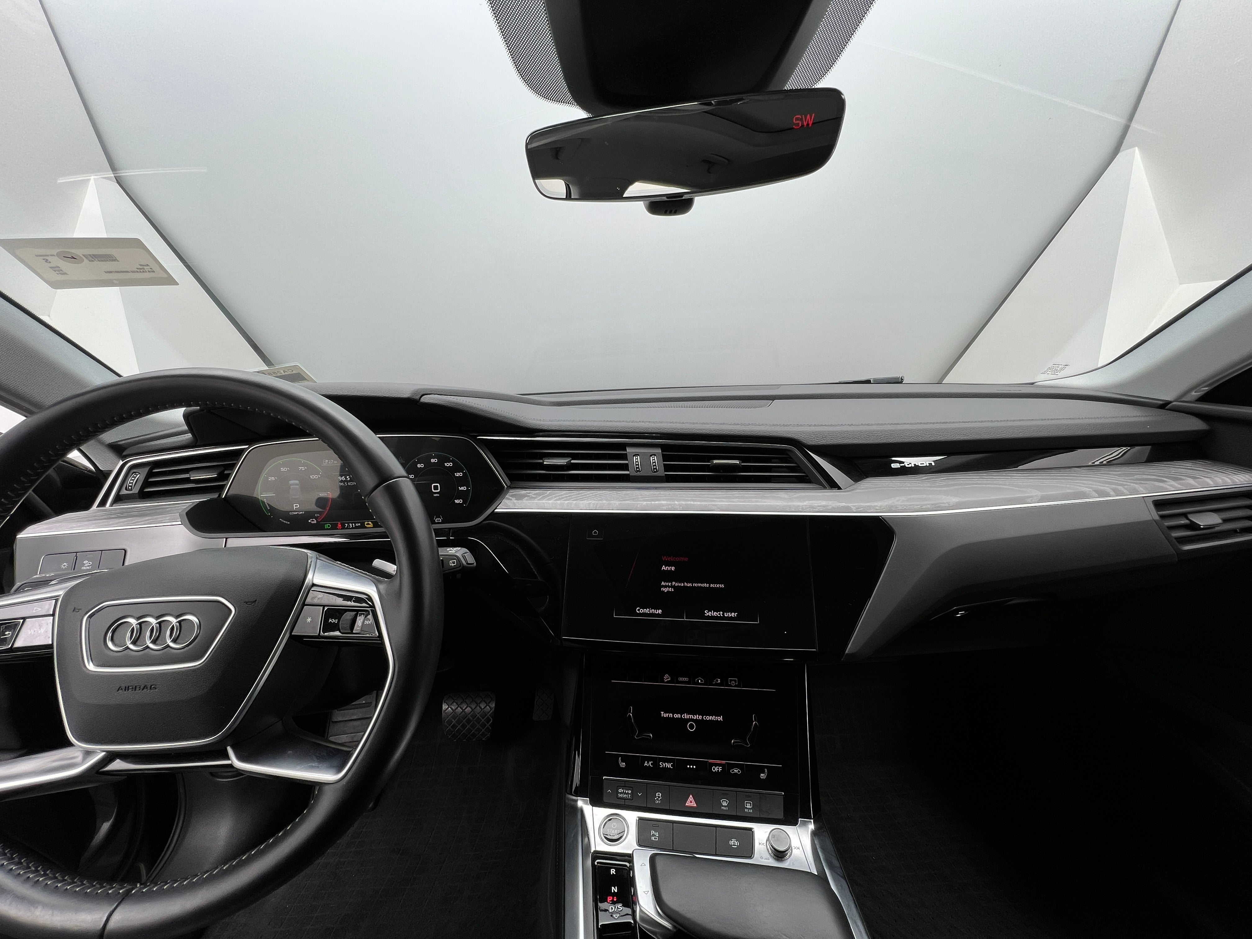 2021 Audi e-tron Premium 3