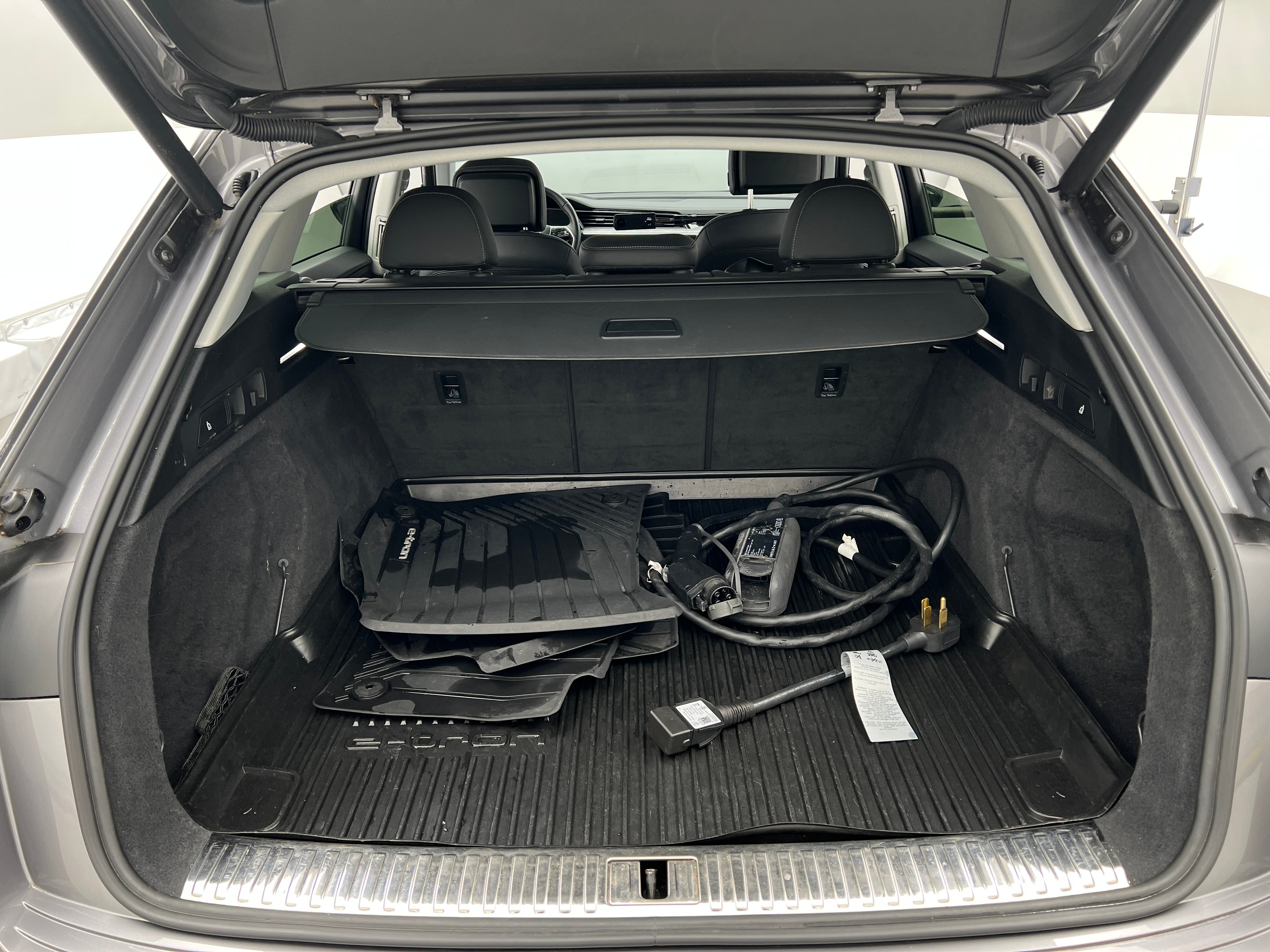 2021 Audi e-tron Premium 7