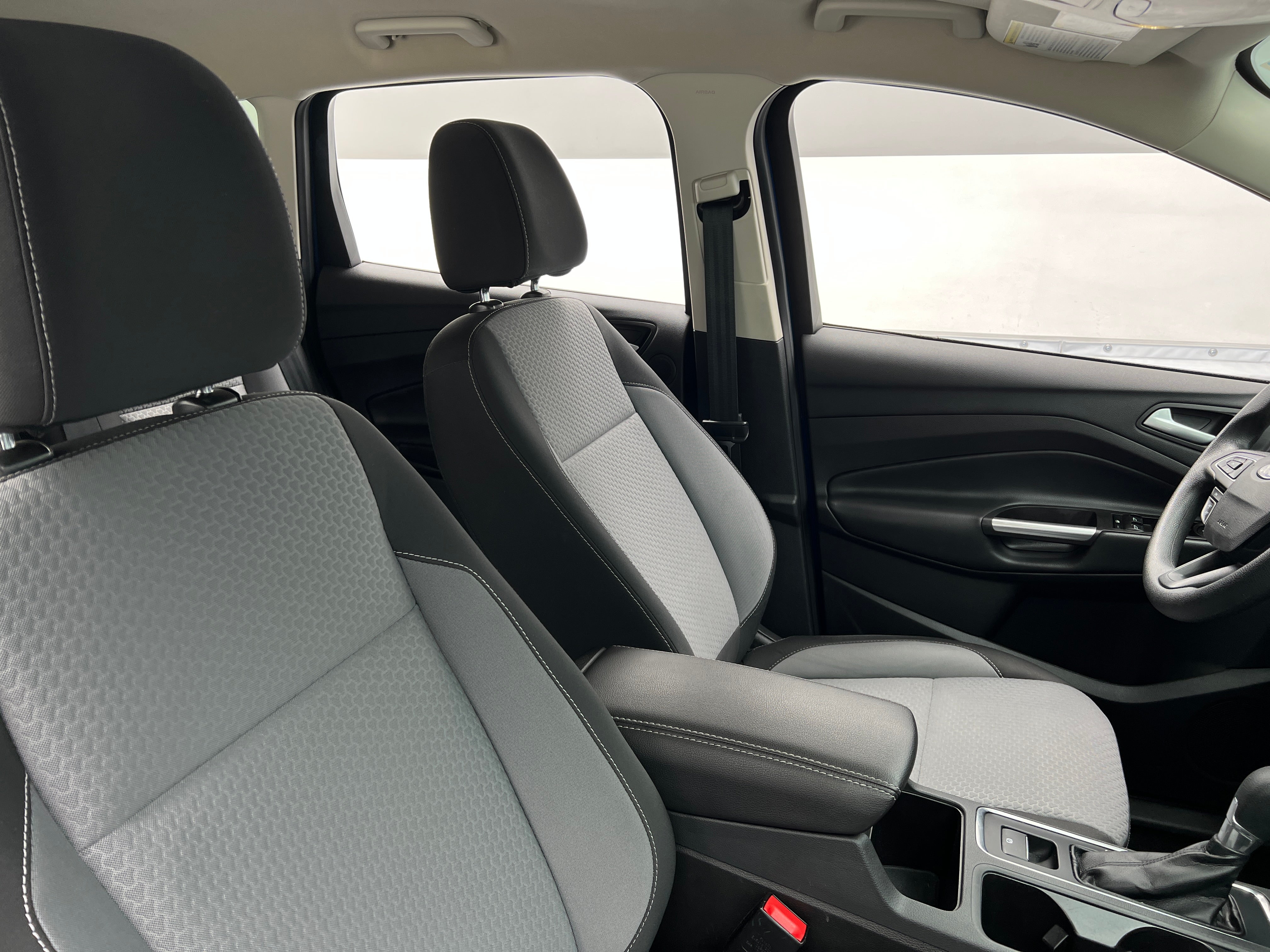 2017 Ford Escape SE 2