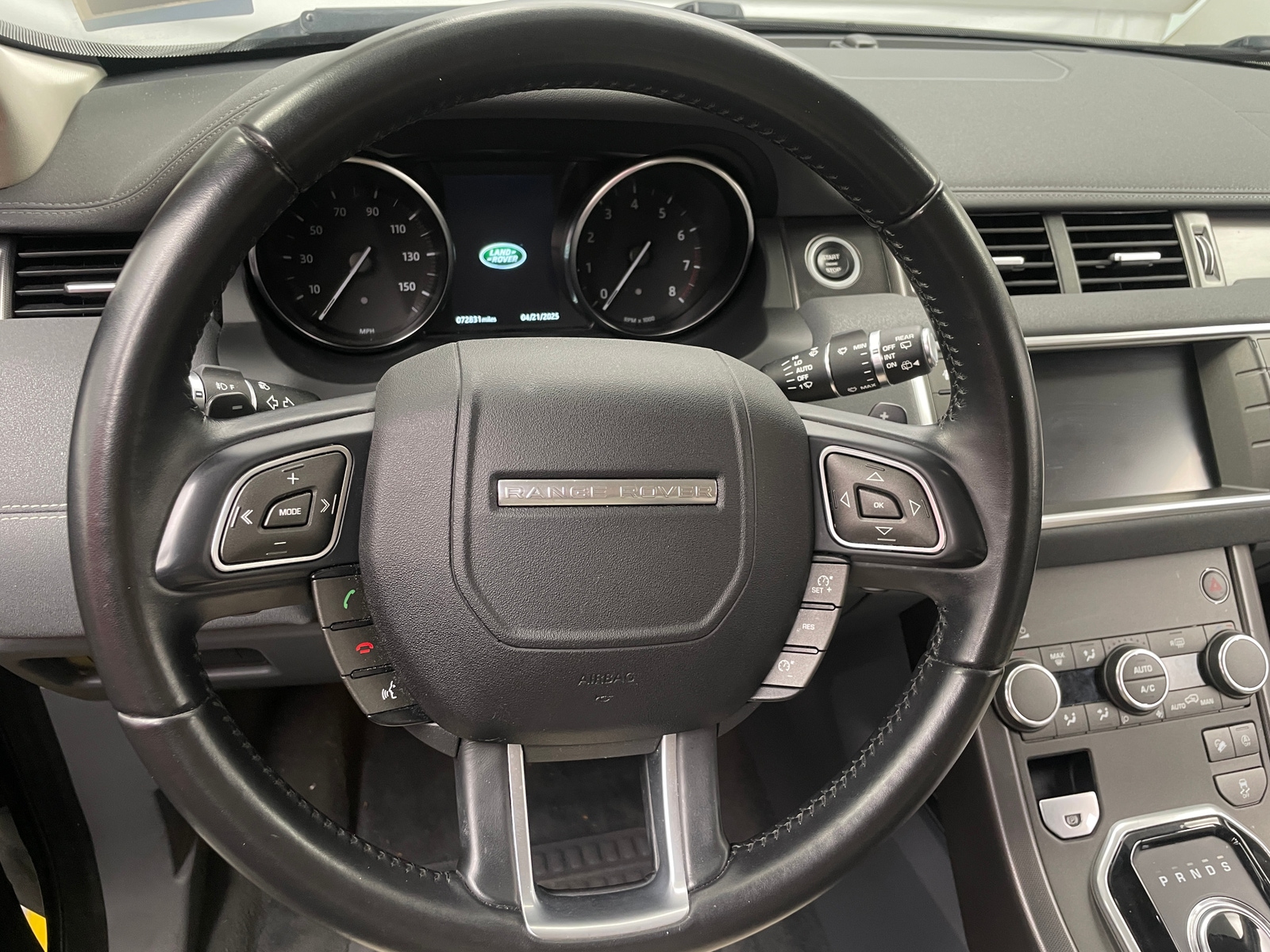 Thumbnail: 2019 Land Rover Range Rover Evoque - 4