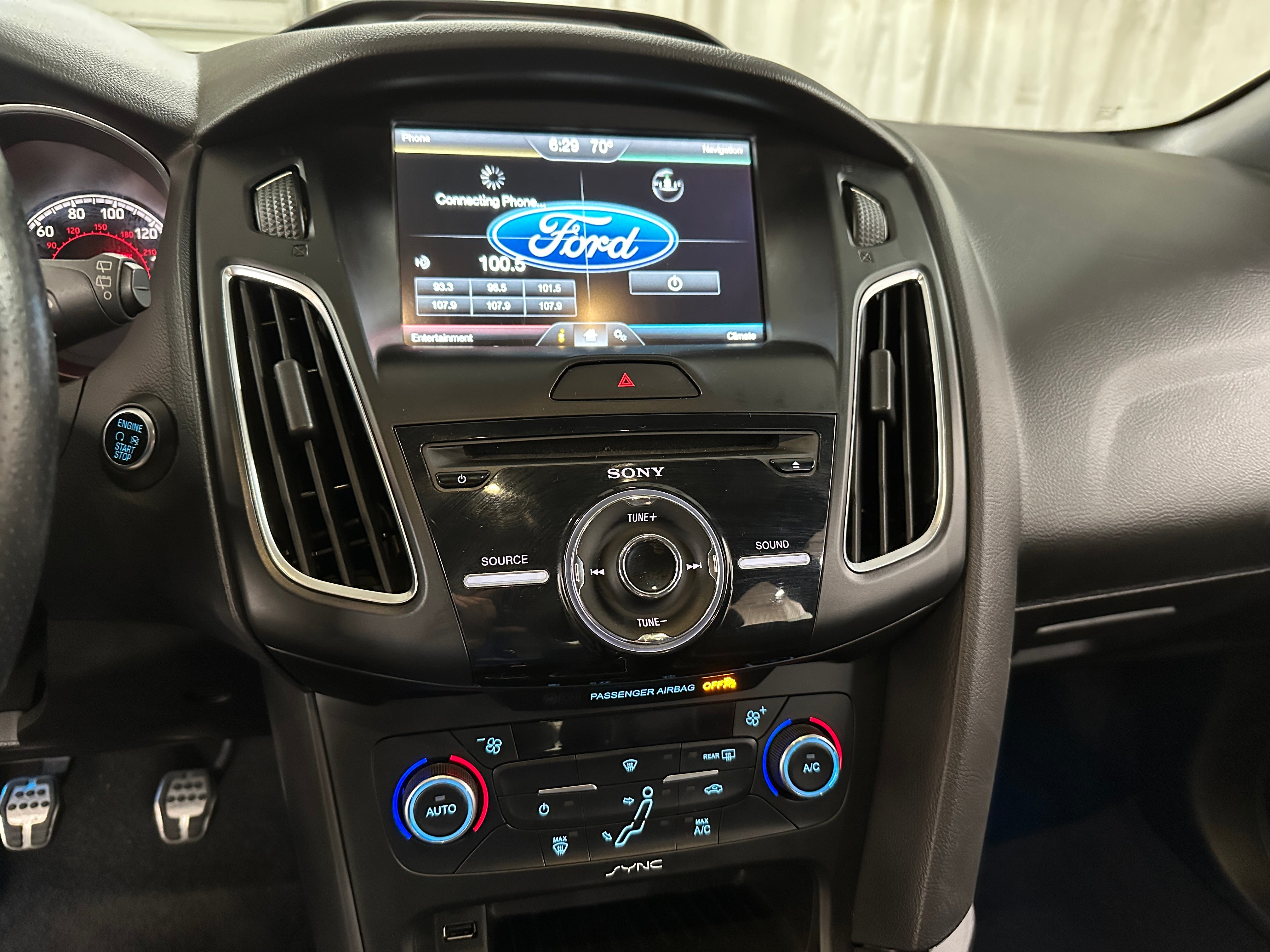 2015 Ford Focus SE 4