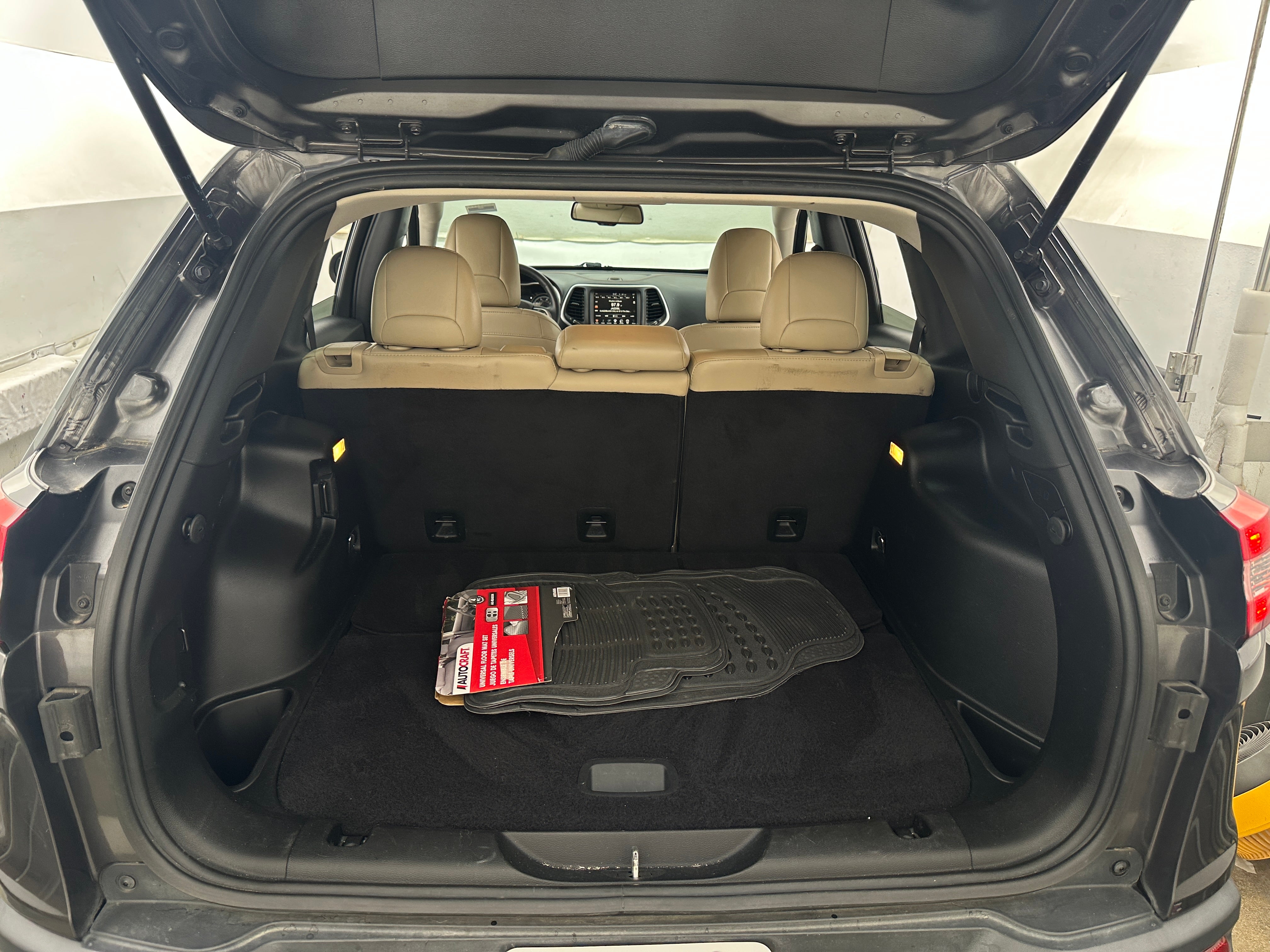 2015 Jeep Cherokee Limited Edition 7