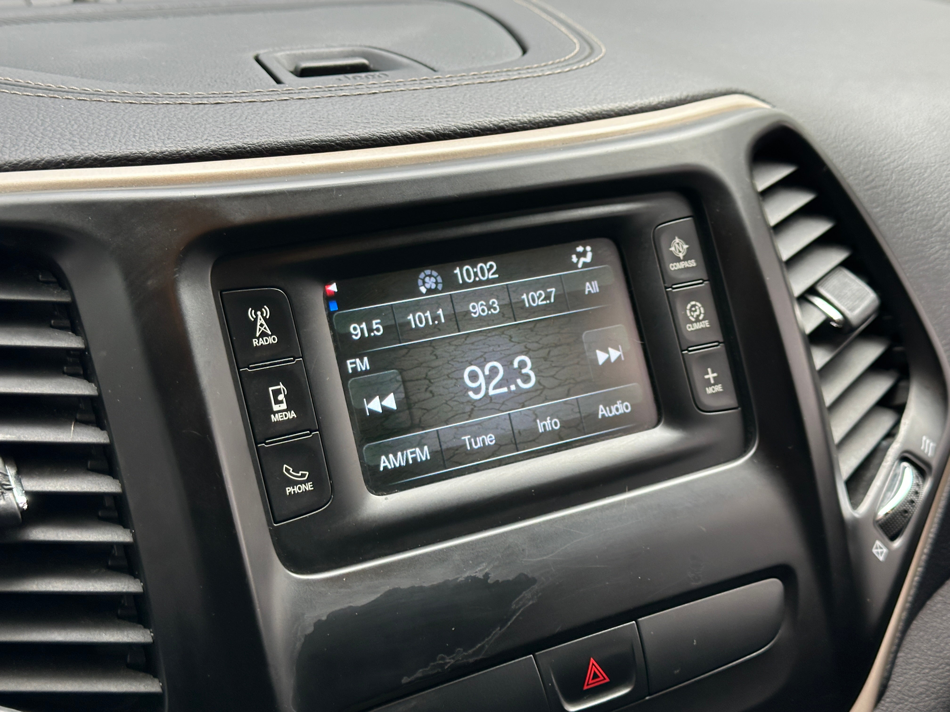 2015 Jeep Cherokee Latitude 4