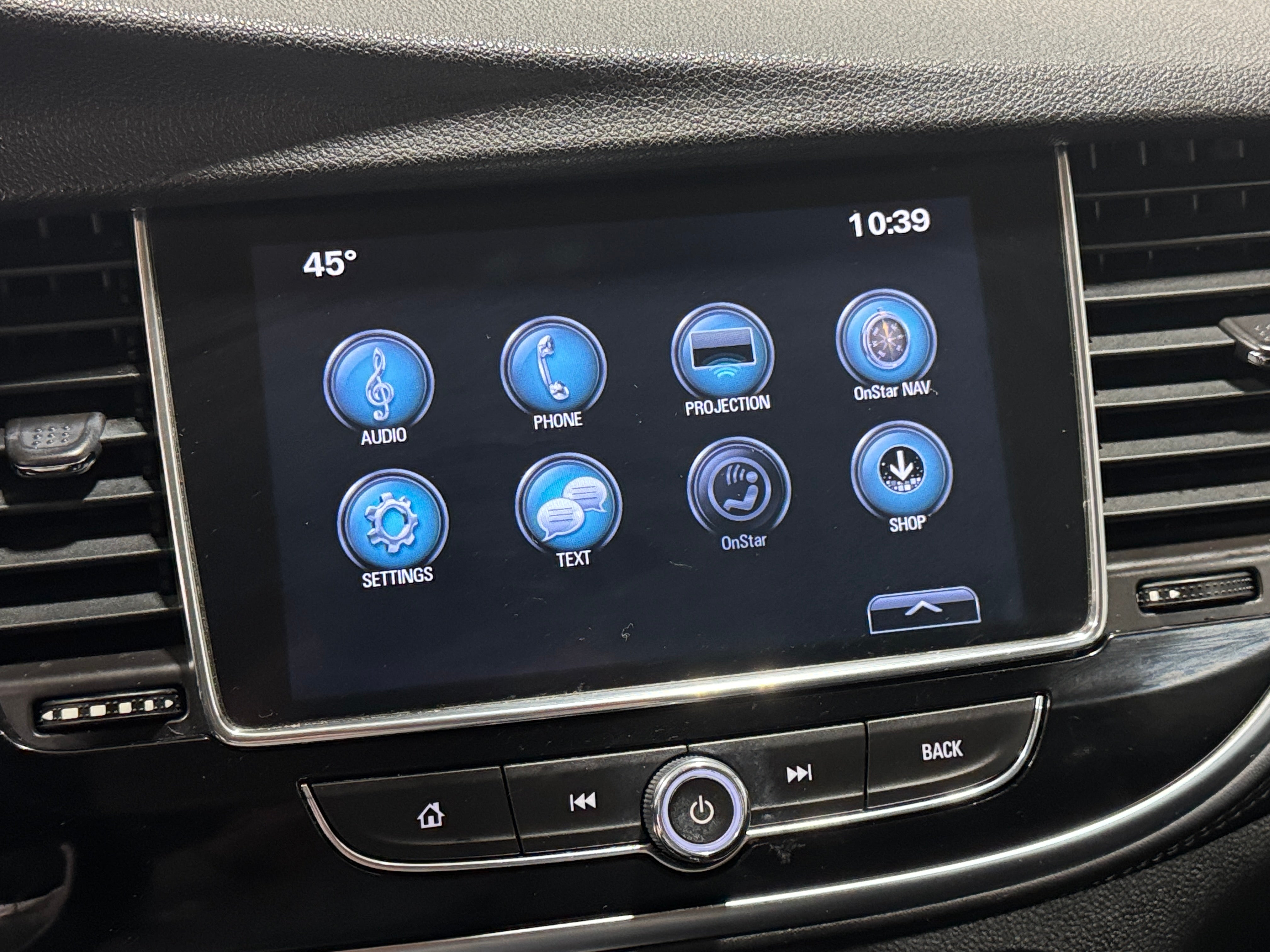 2017 Buick Encore Essence 3
