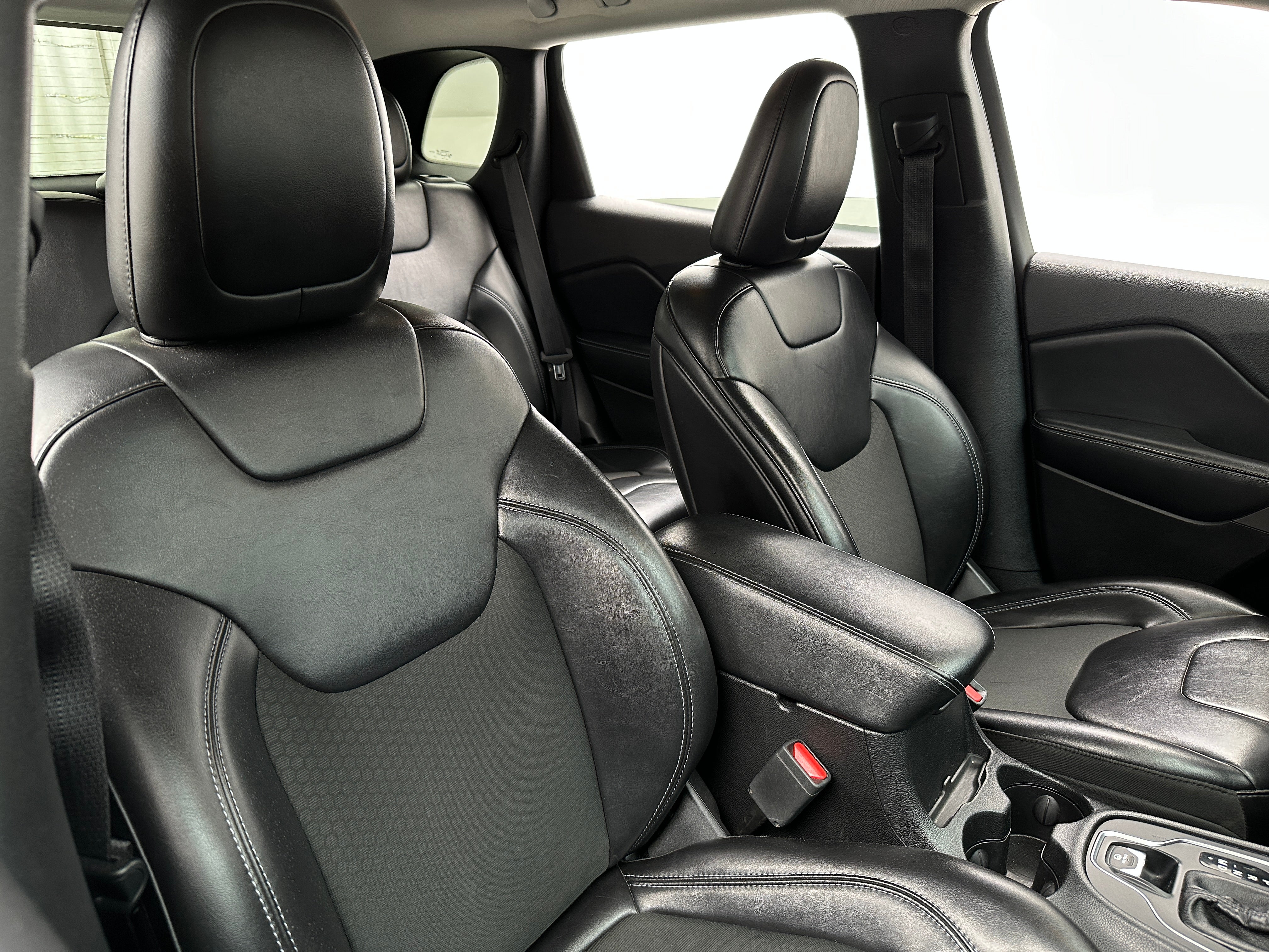 2019 Jeep Cherokee Latitude 2