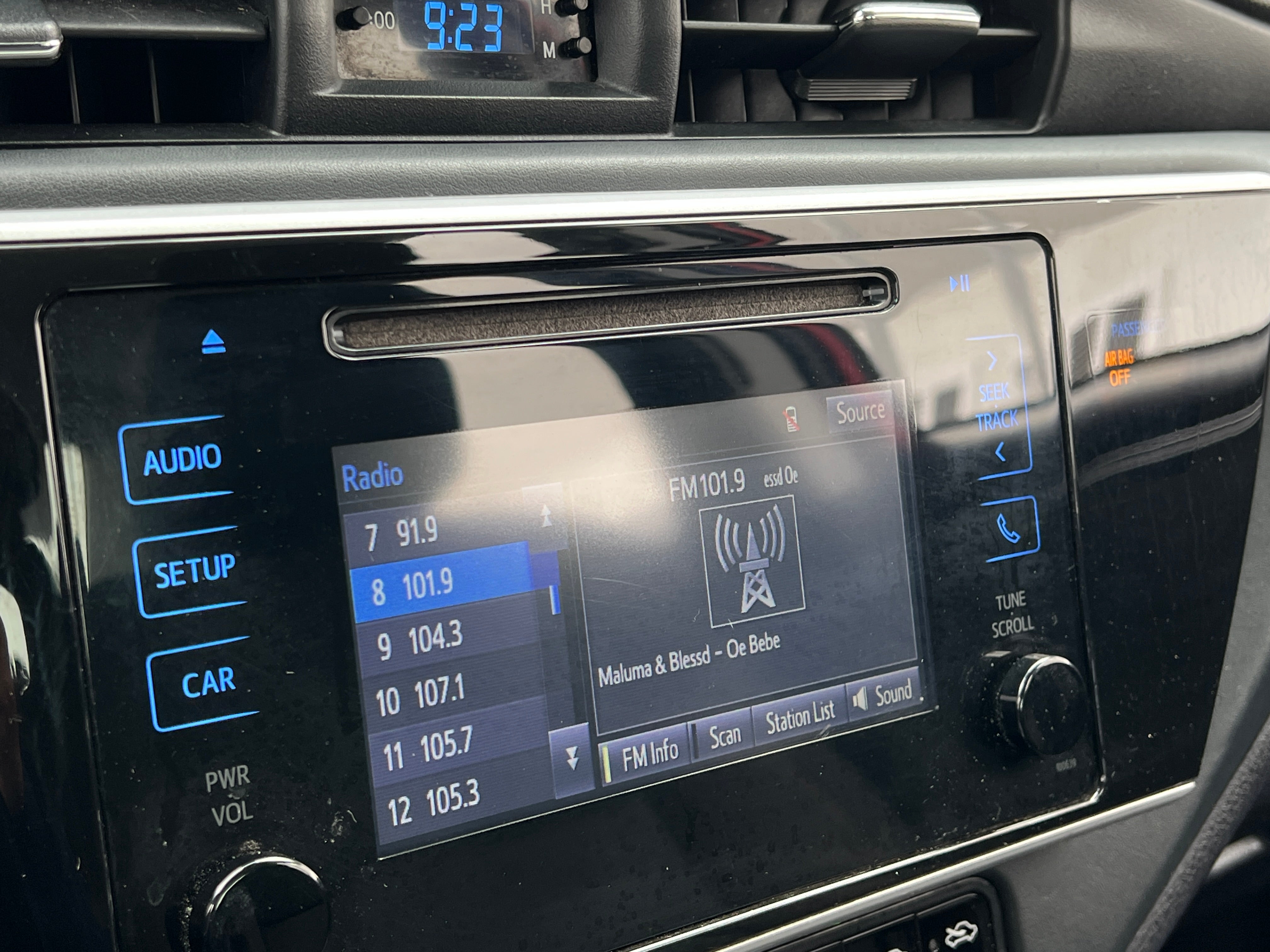 2018 Toyota Corolla LE 4