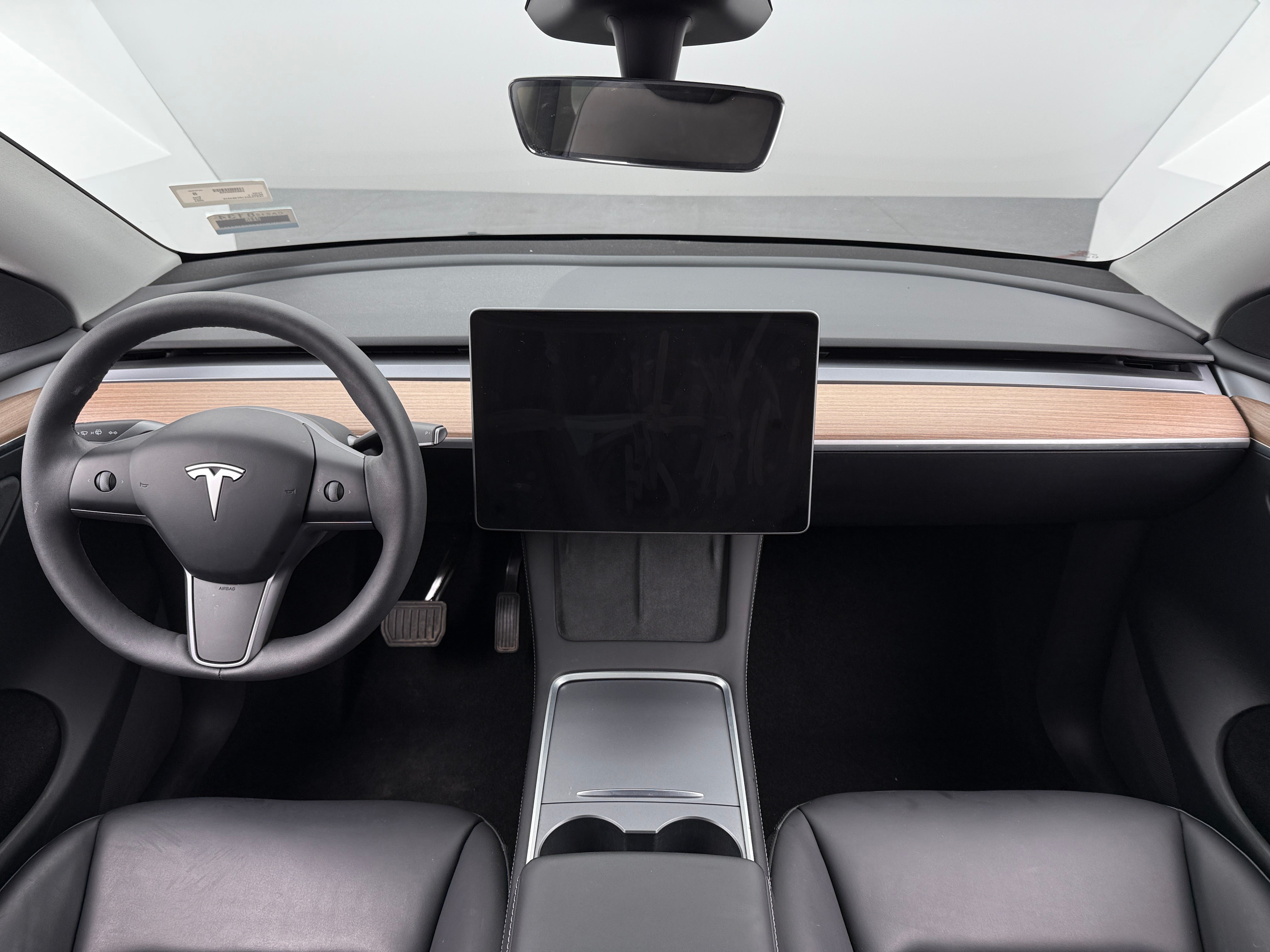 2024 Tesla Model Y Long Range 2
