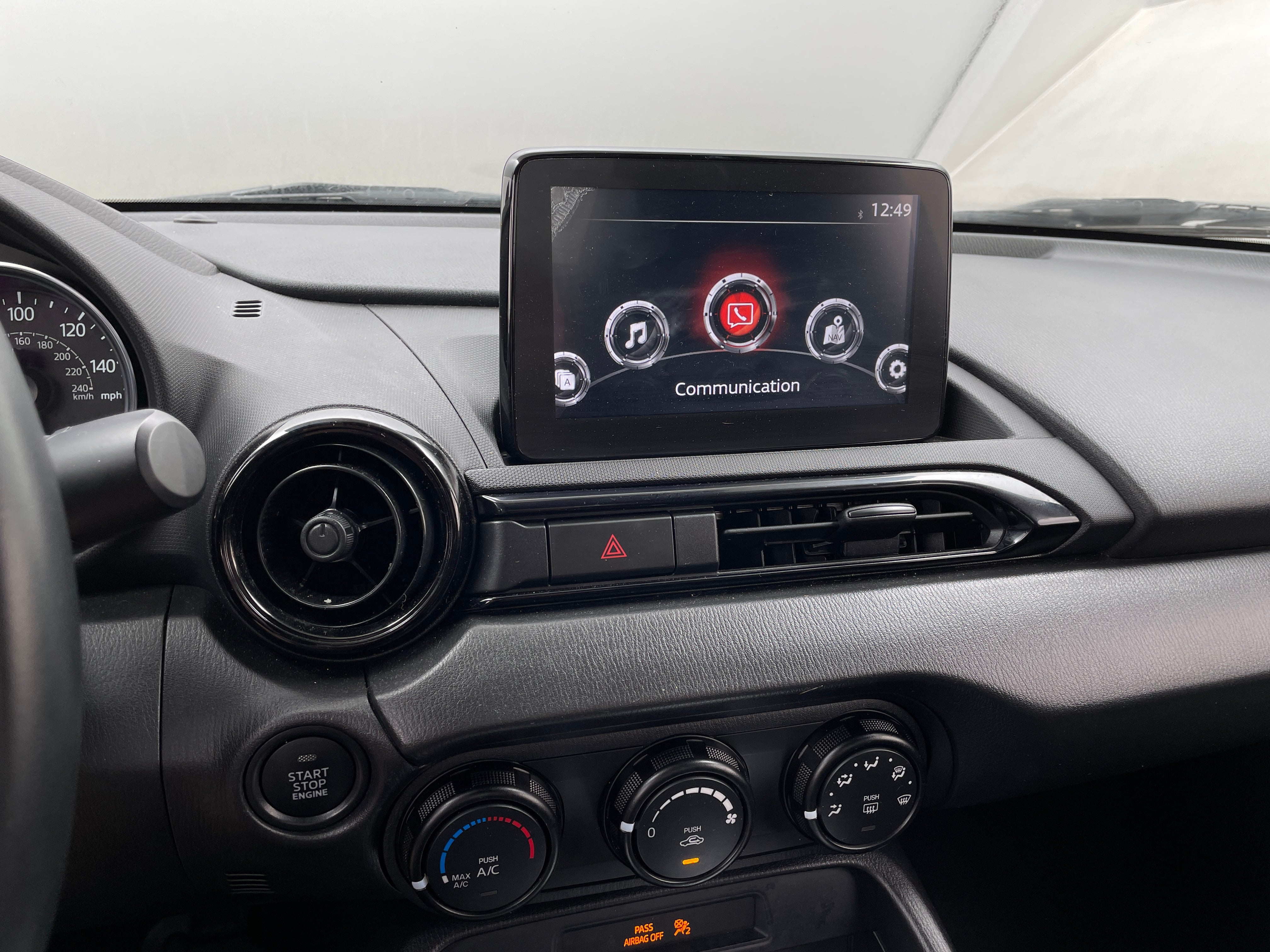 2020 Mazda MX-5 Miata Sport 3