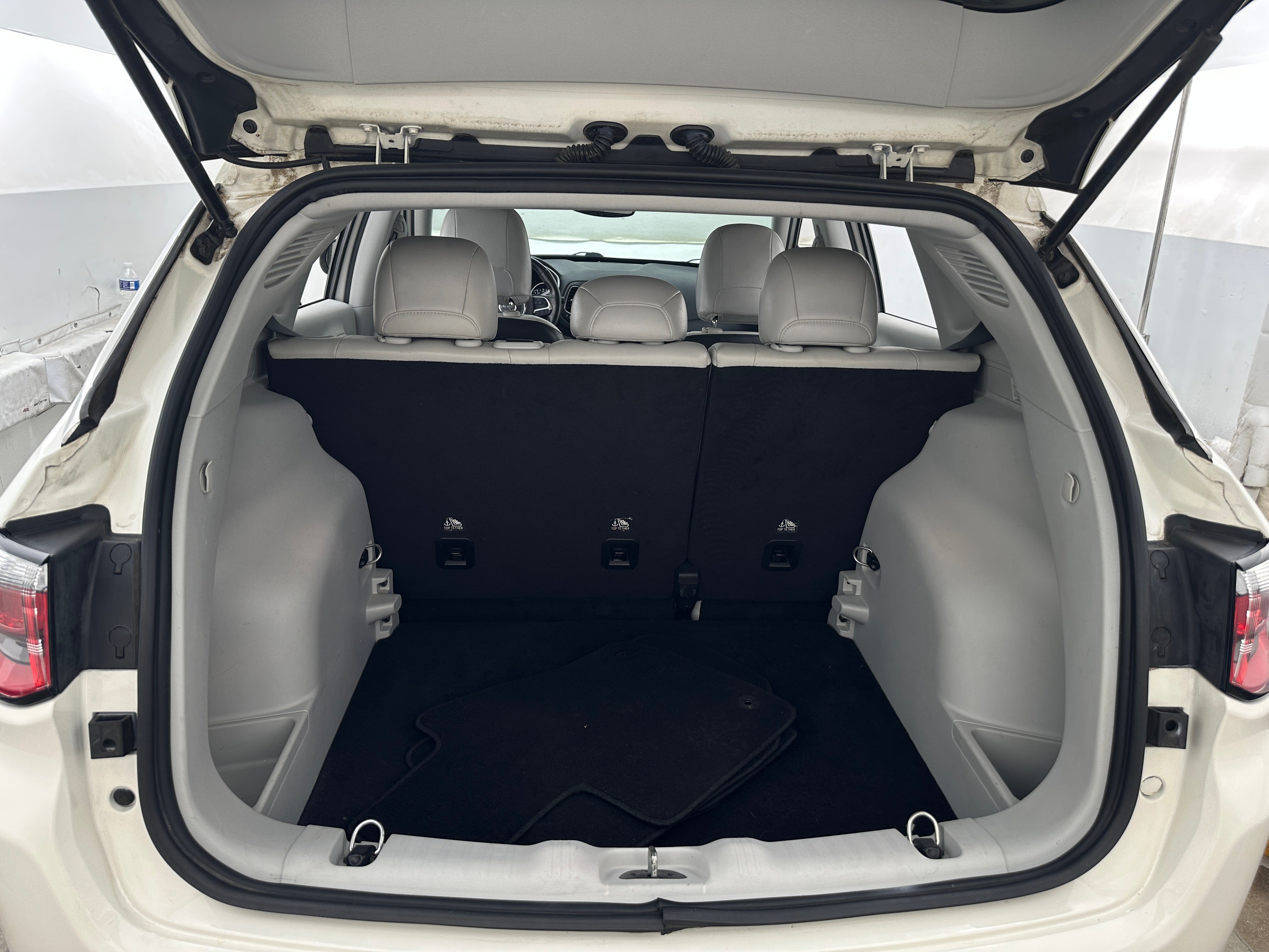 2018 Jeep Compass Latitude 6