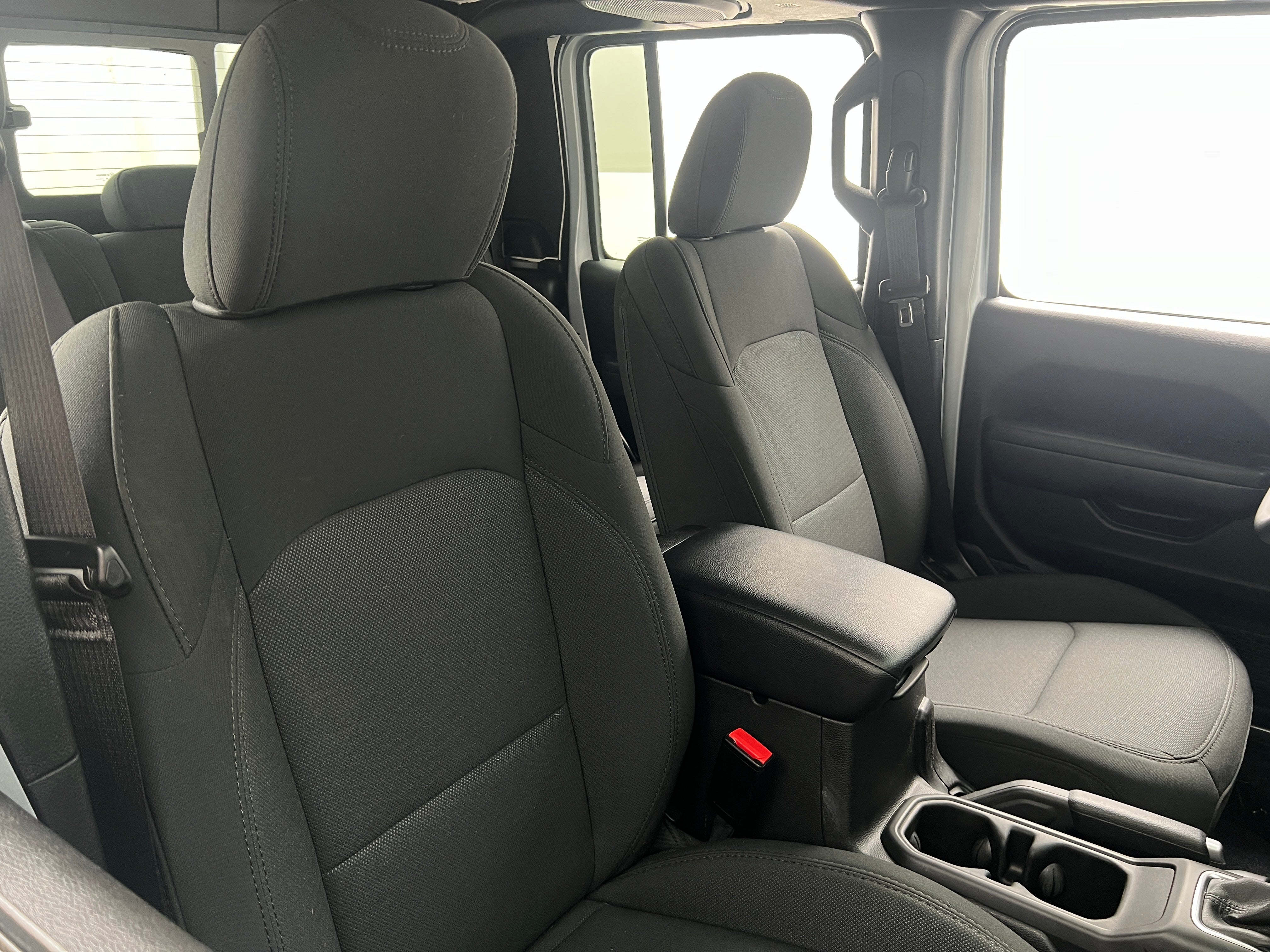 2023 Jeep Gladiator Sport S 2
