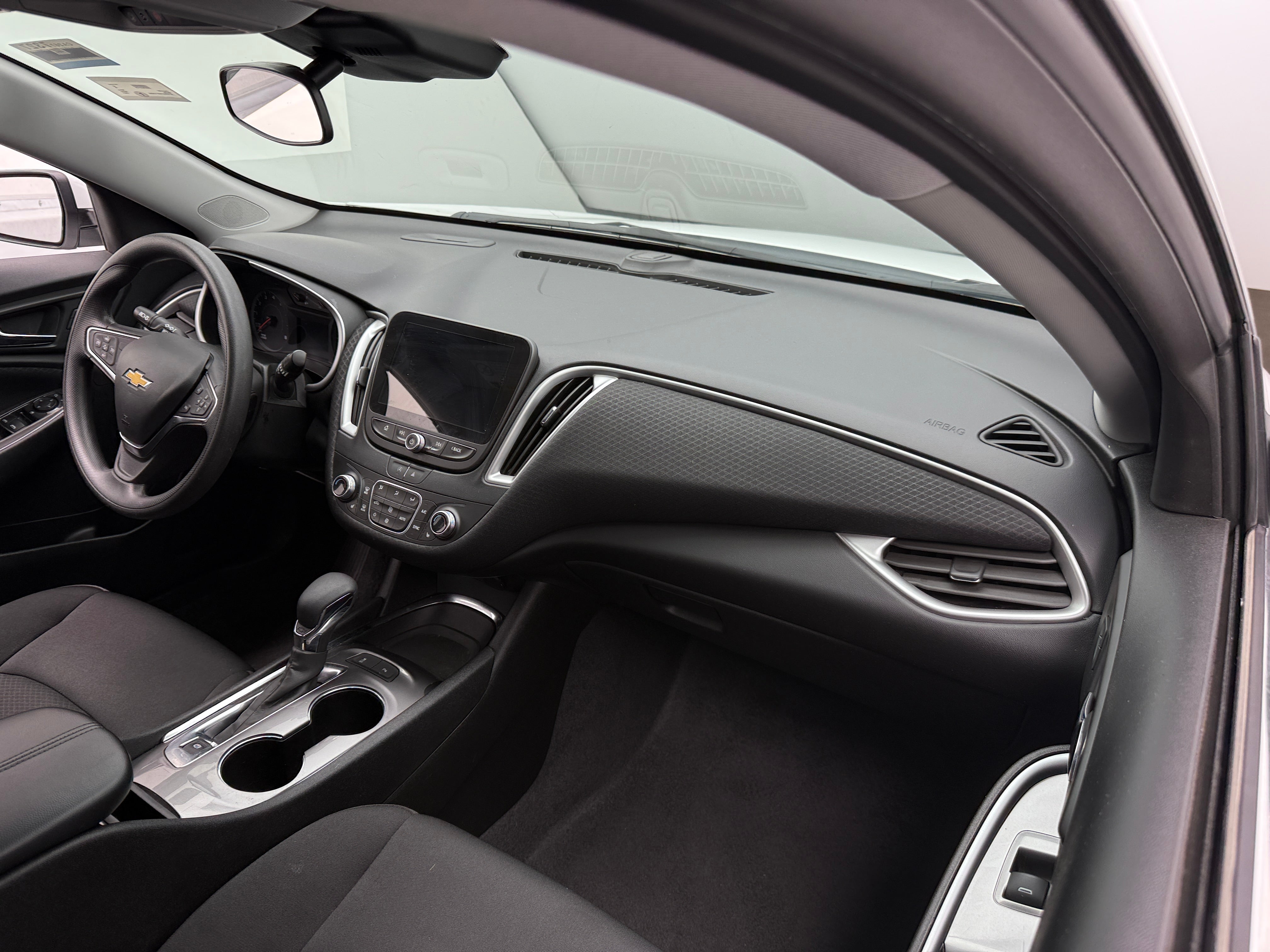 2024 Chevrolet Malibu LT 3