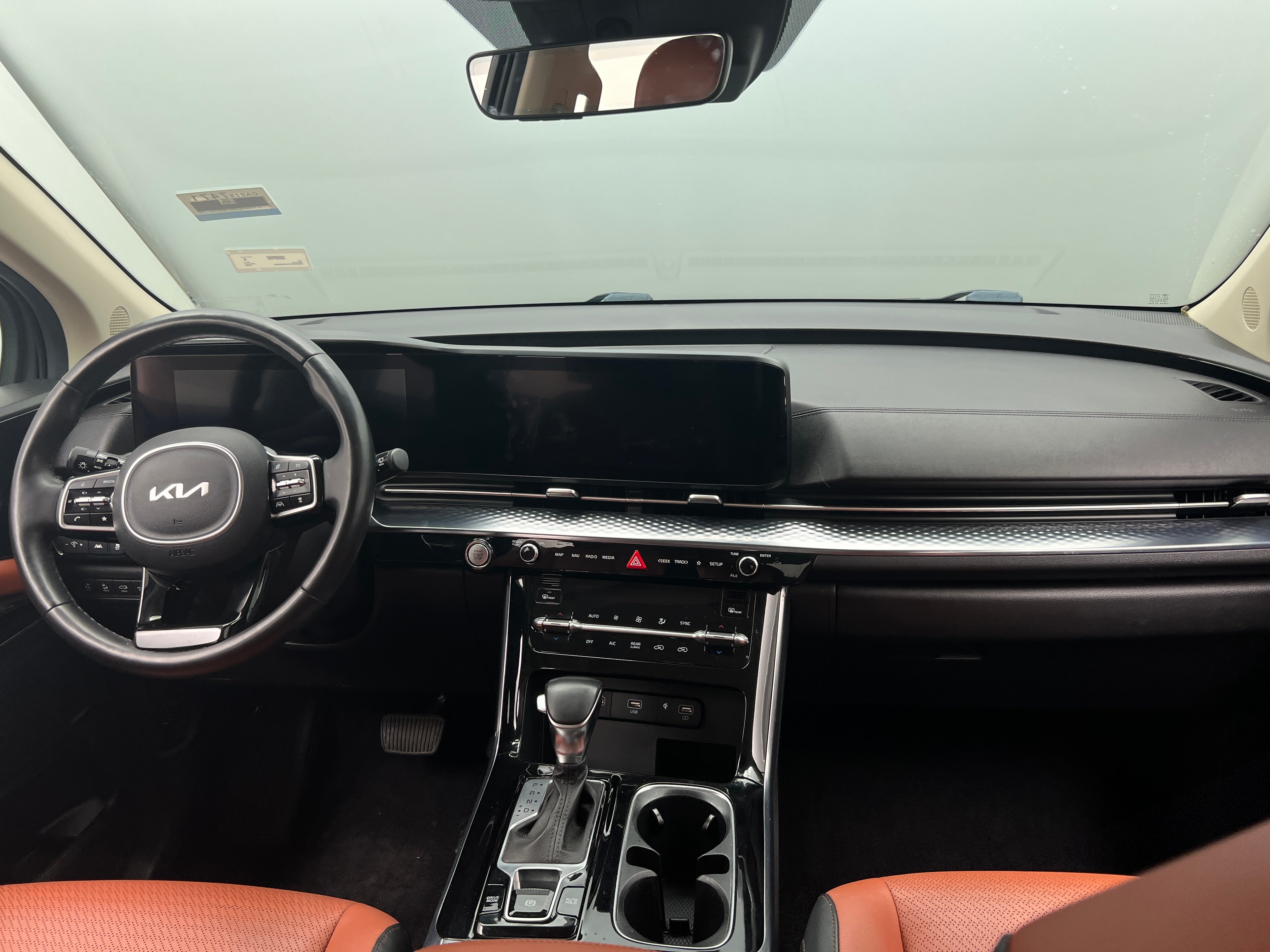 Thumbnail: 2022 Kia Carnival - 2