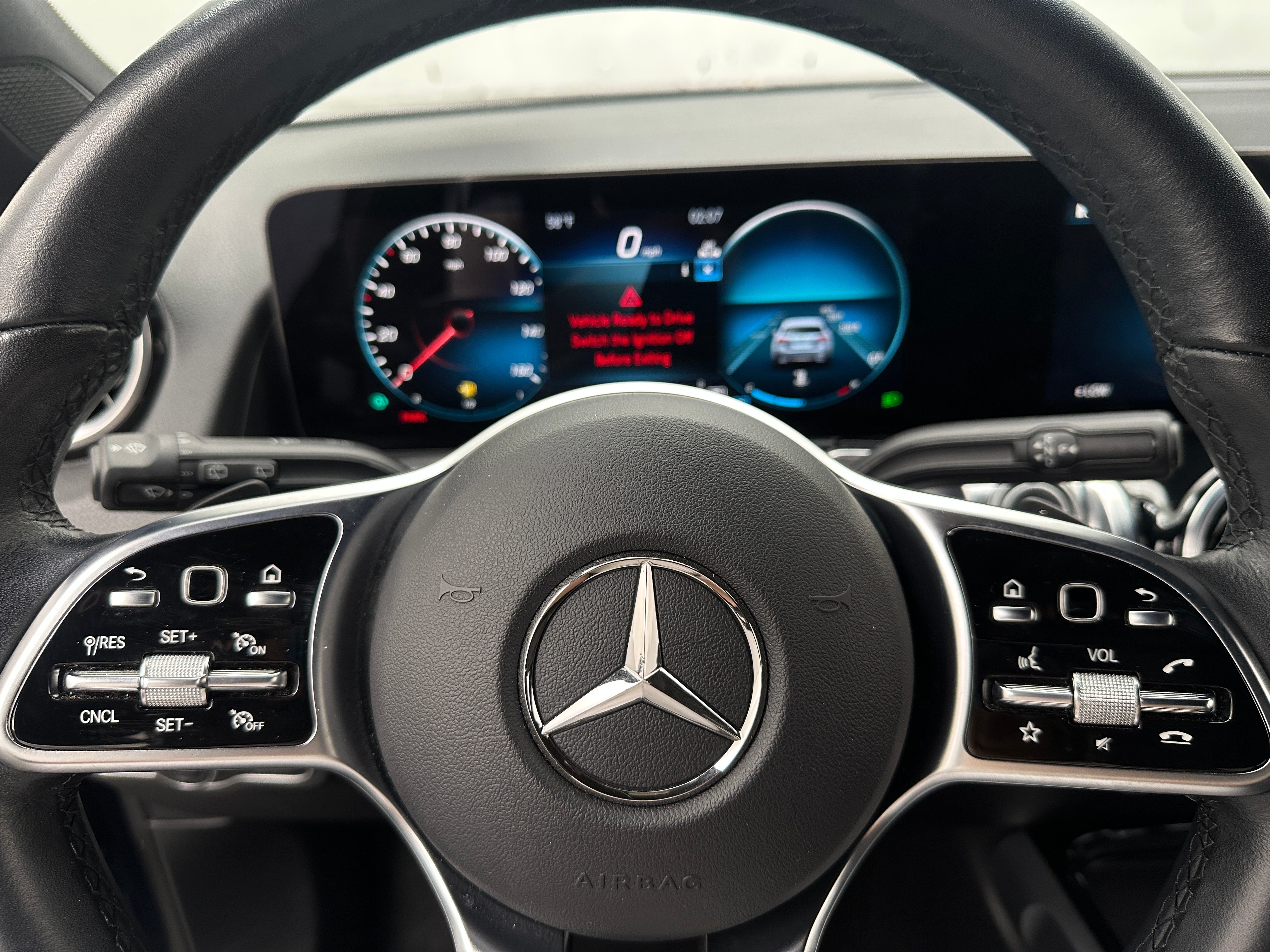 2023 Mercedes-Benz GLB 250 4