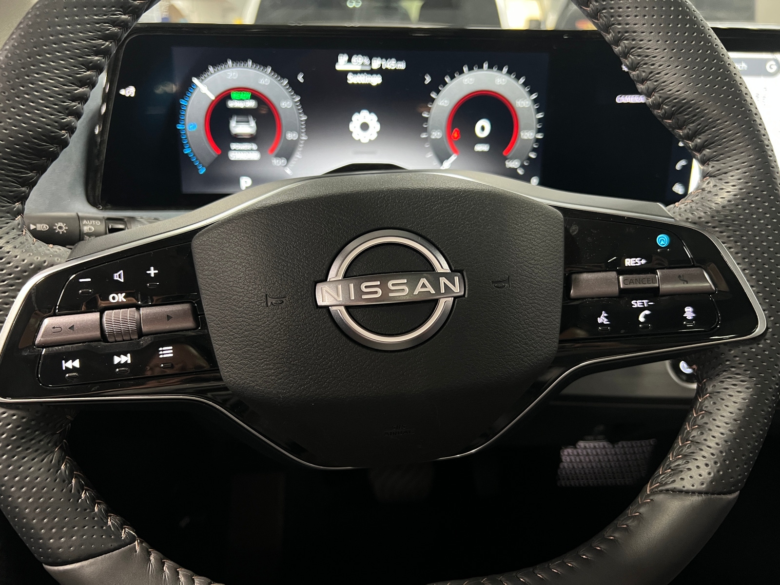 Thumbnail: 2024 Nissan Ariya - 4