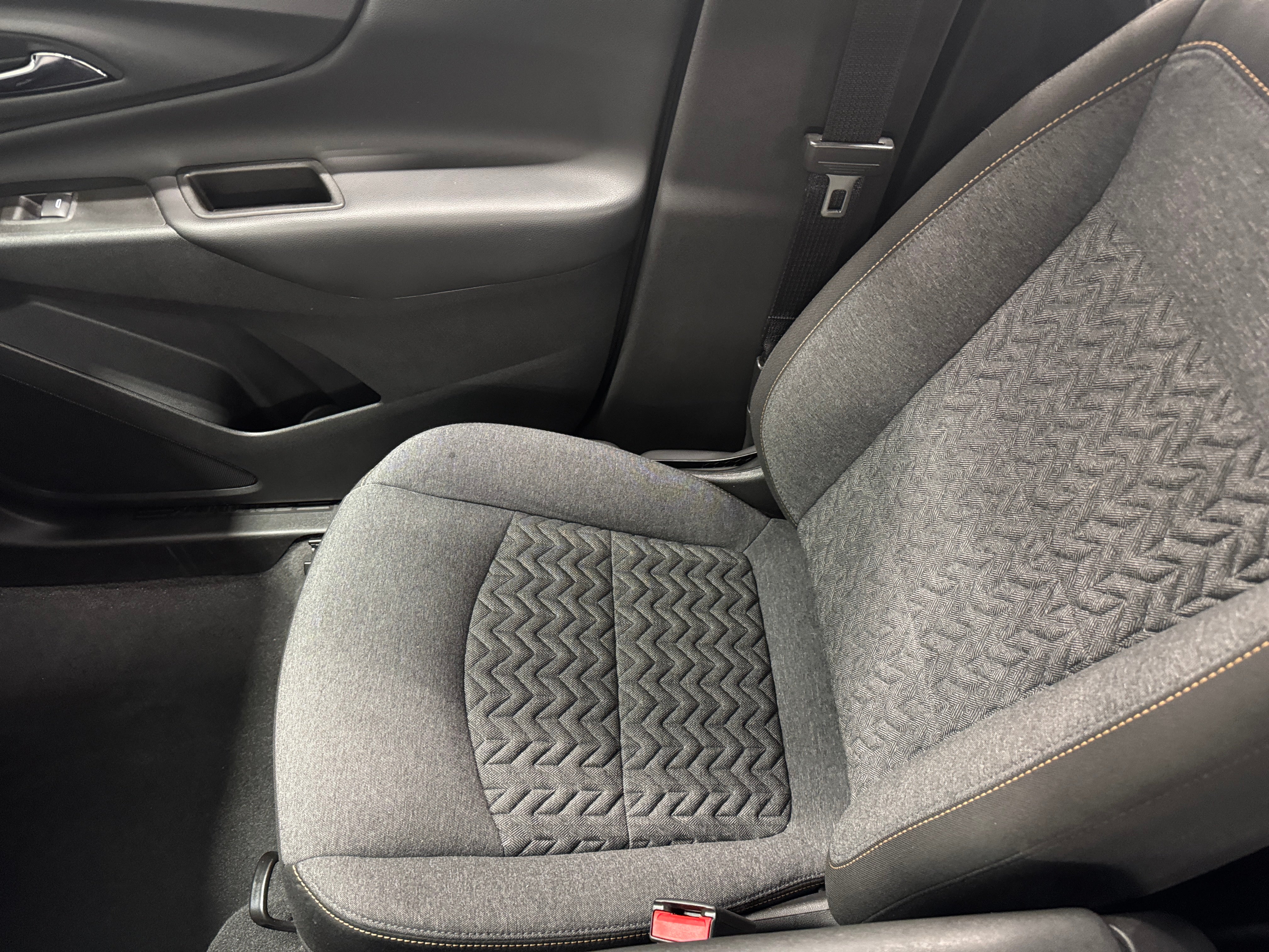 2022 Chevrolet Equinox LT 2