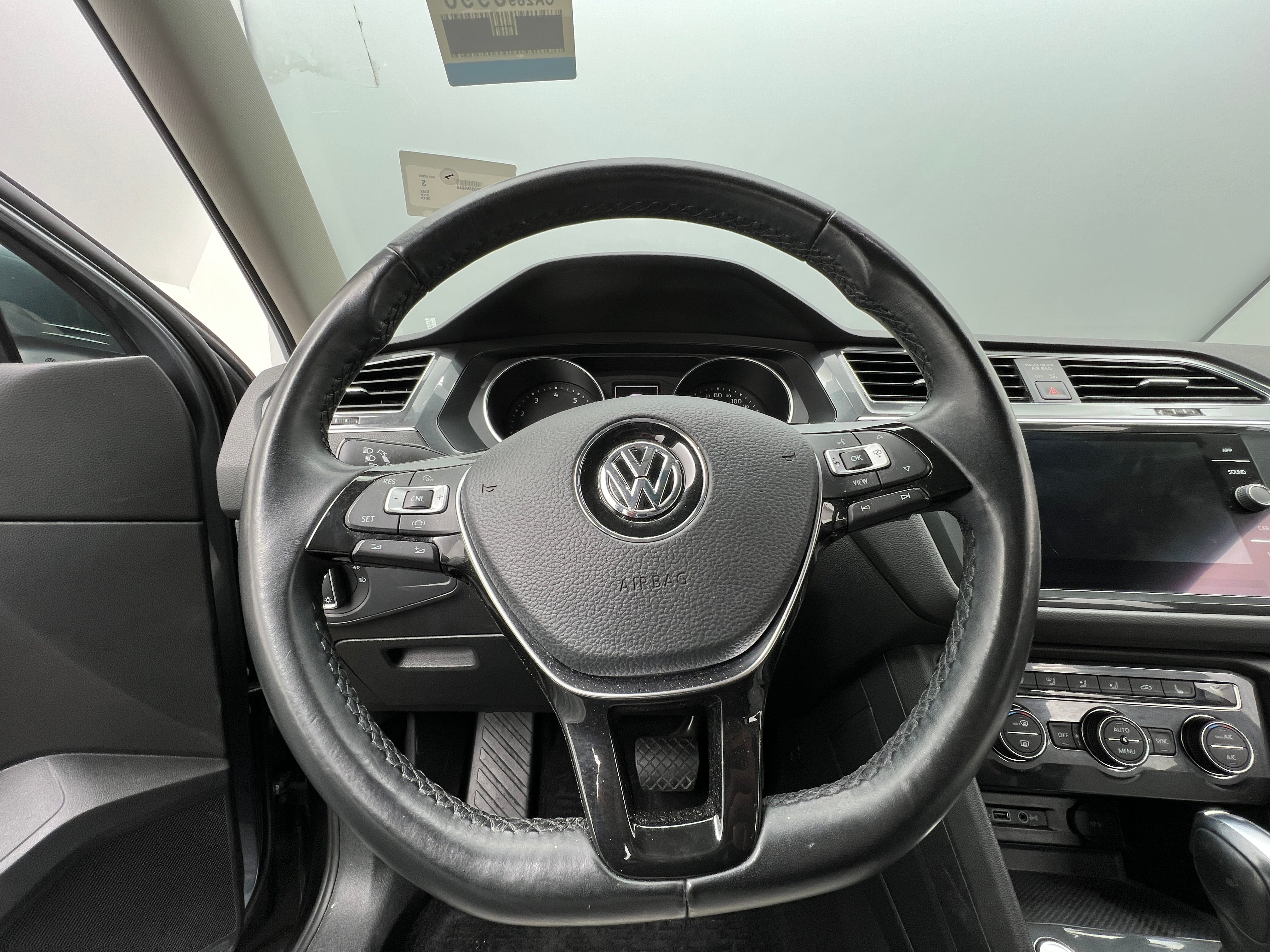 2019 Volkswagen Tiguan 2.0T 5
