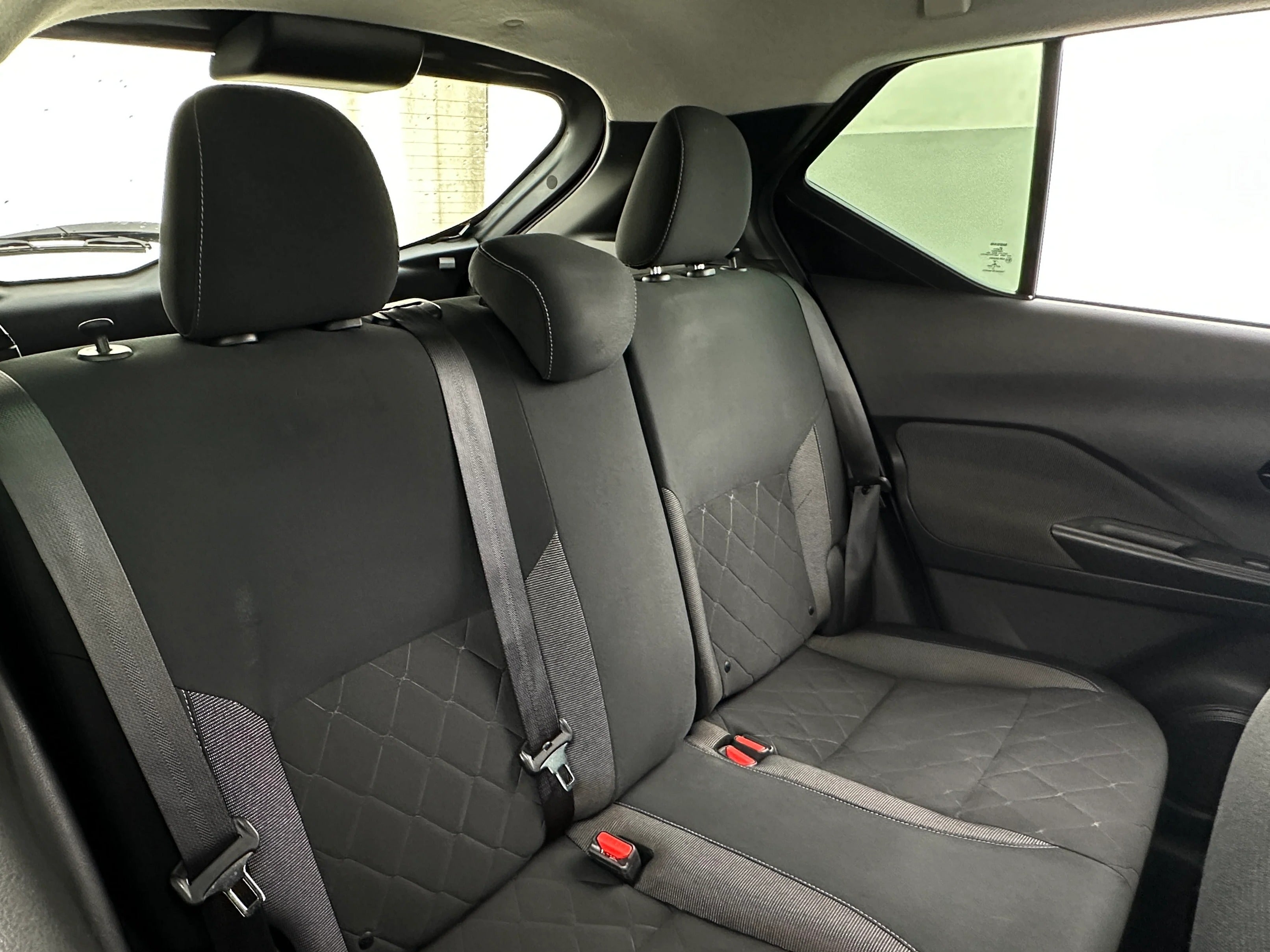 2019 Nissan Kicks S 6