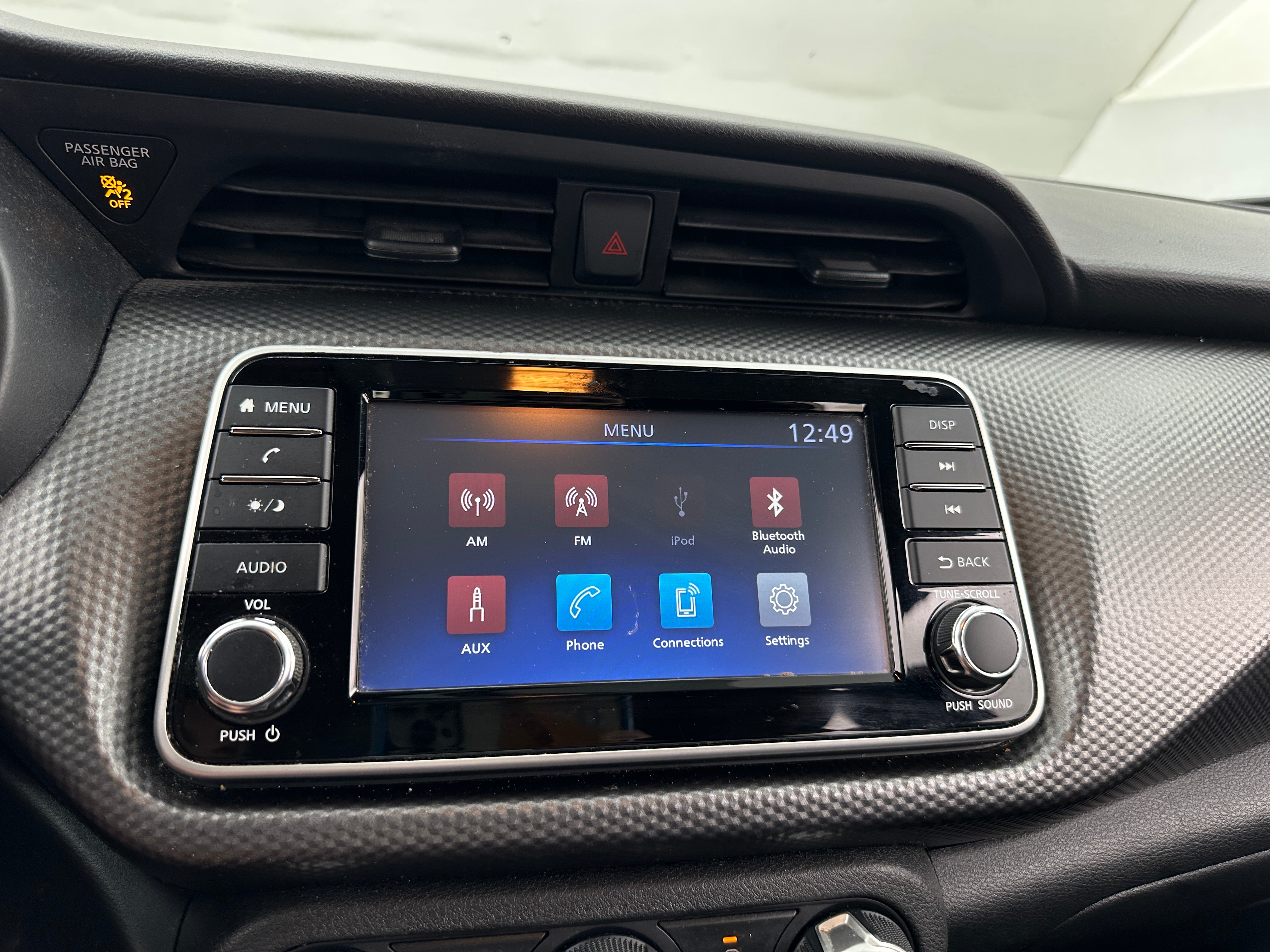 2019 Nissan Kicks S 4