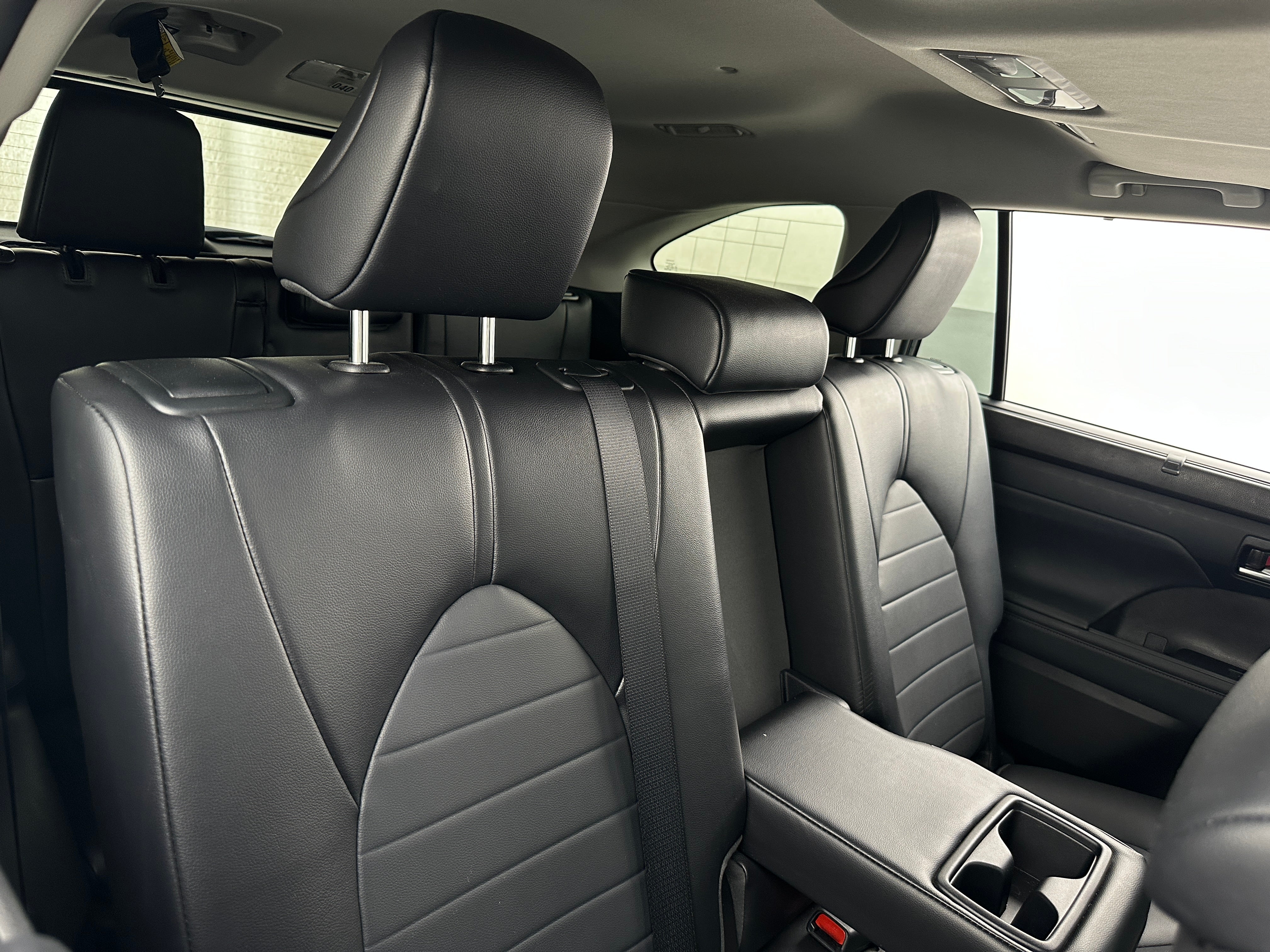 2022 Toyota Highlander XLE 5