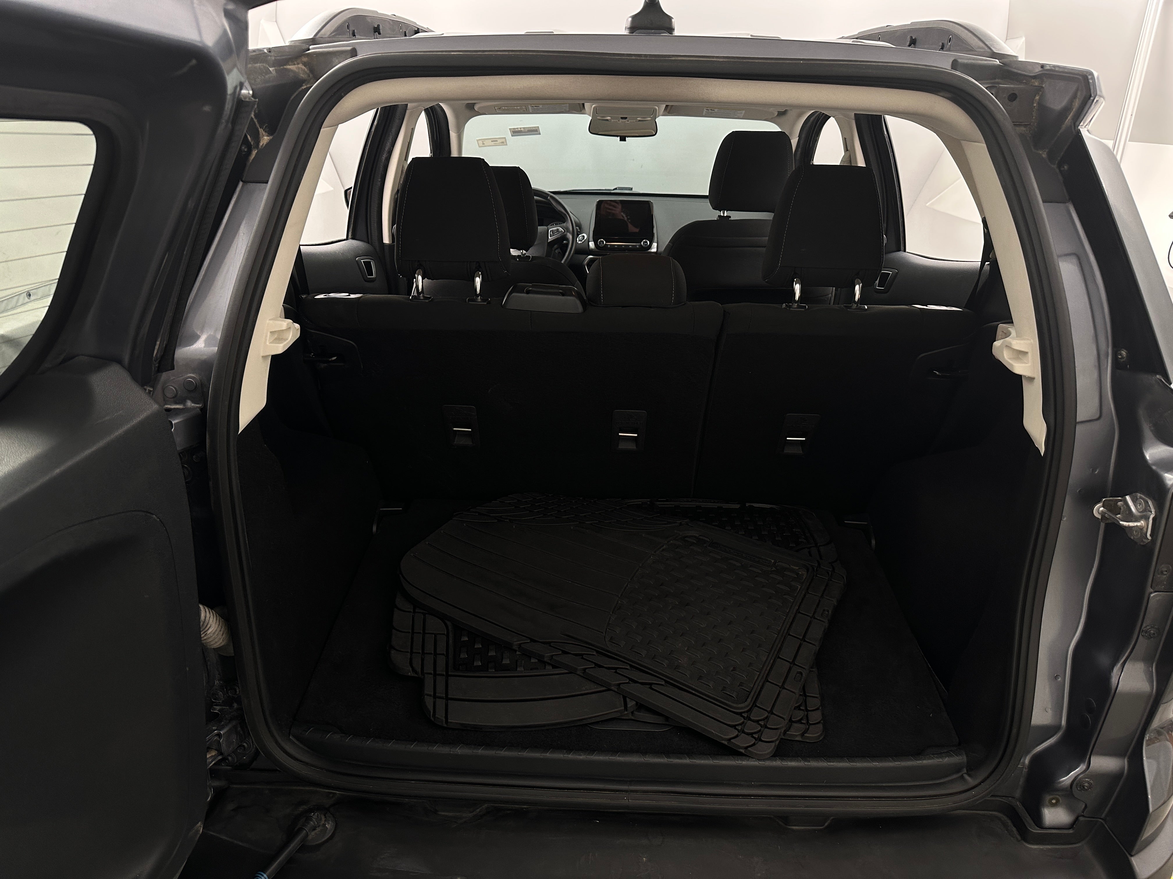 2018 Ford EcoSport SE 7