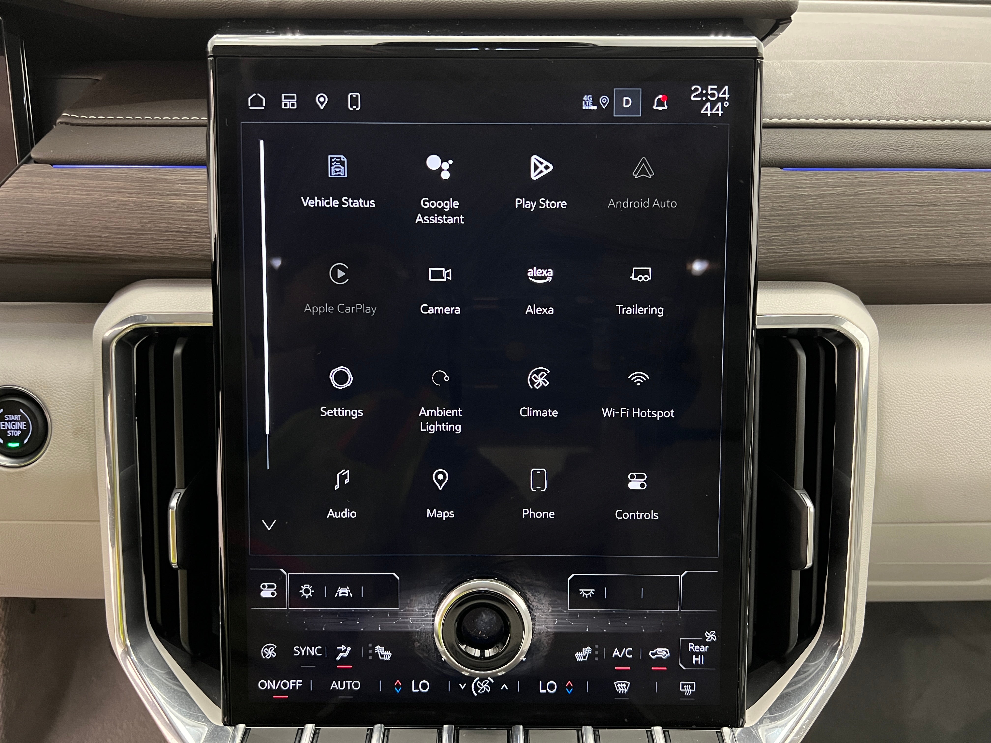 2024 GMC Acadia Denali 3