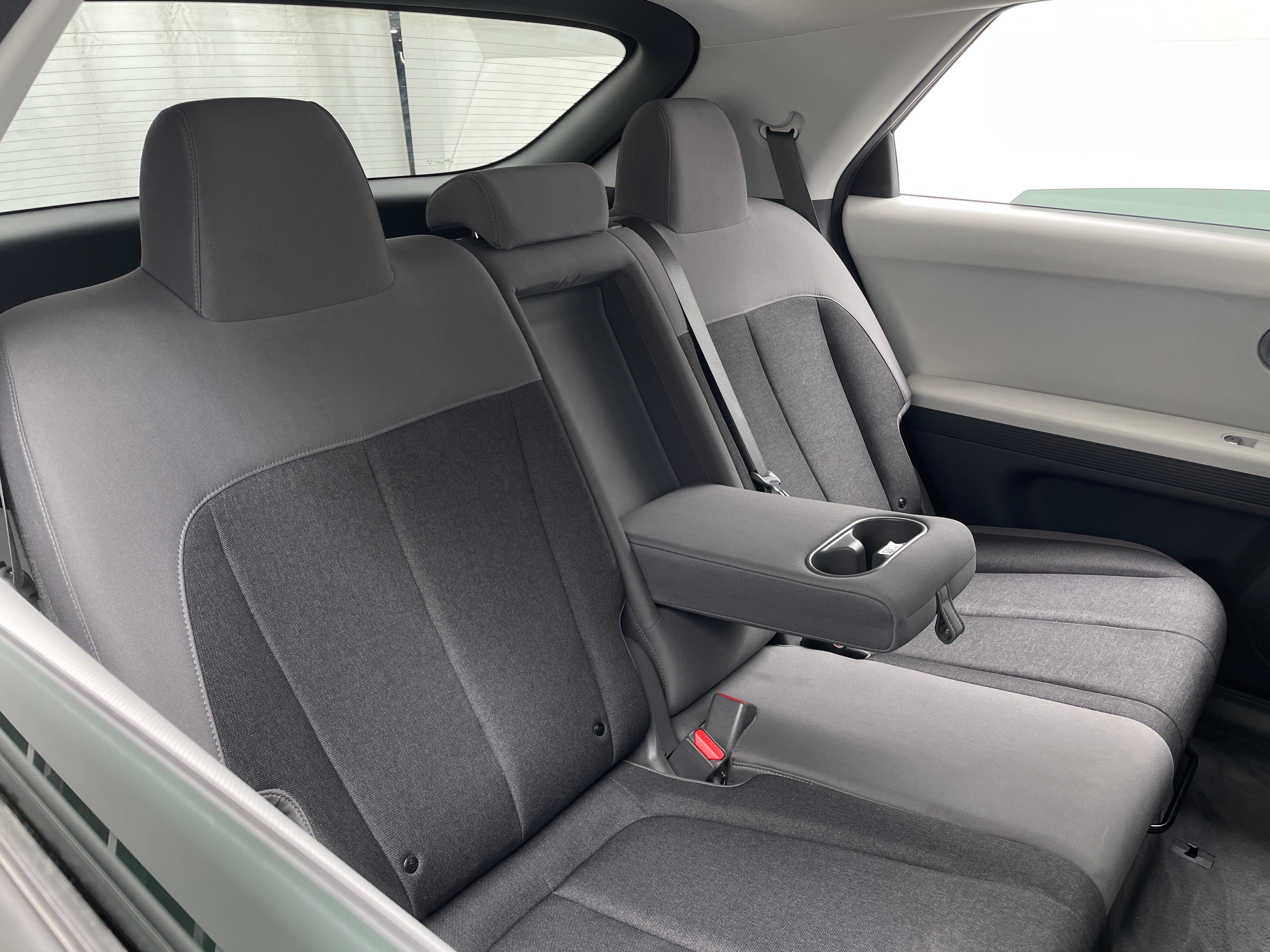 2022 Hyundai Ioniq 5 SE 6