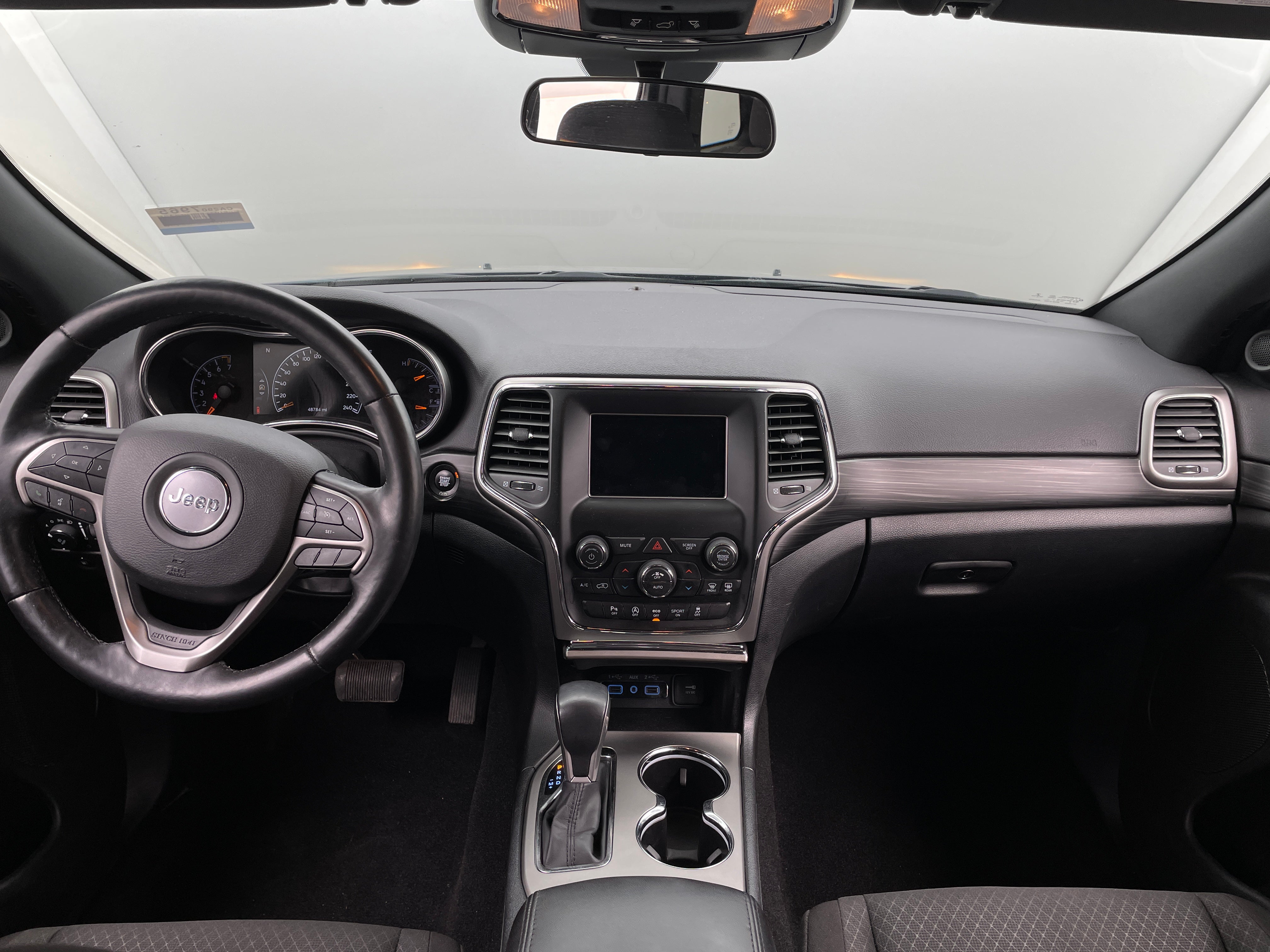 2021 Jeep Grand Cherokee Laredo 3