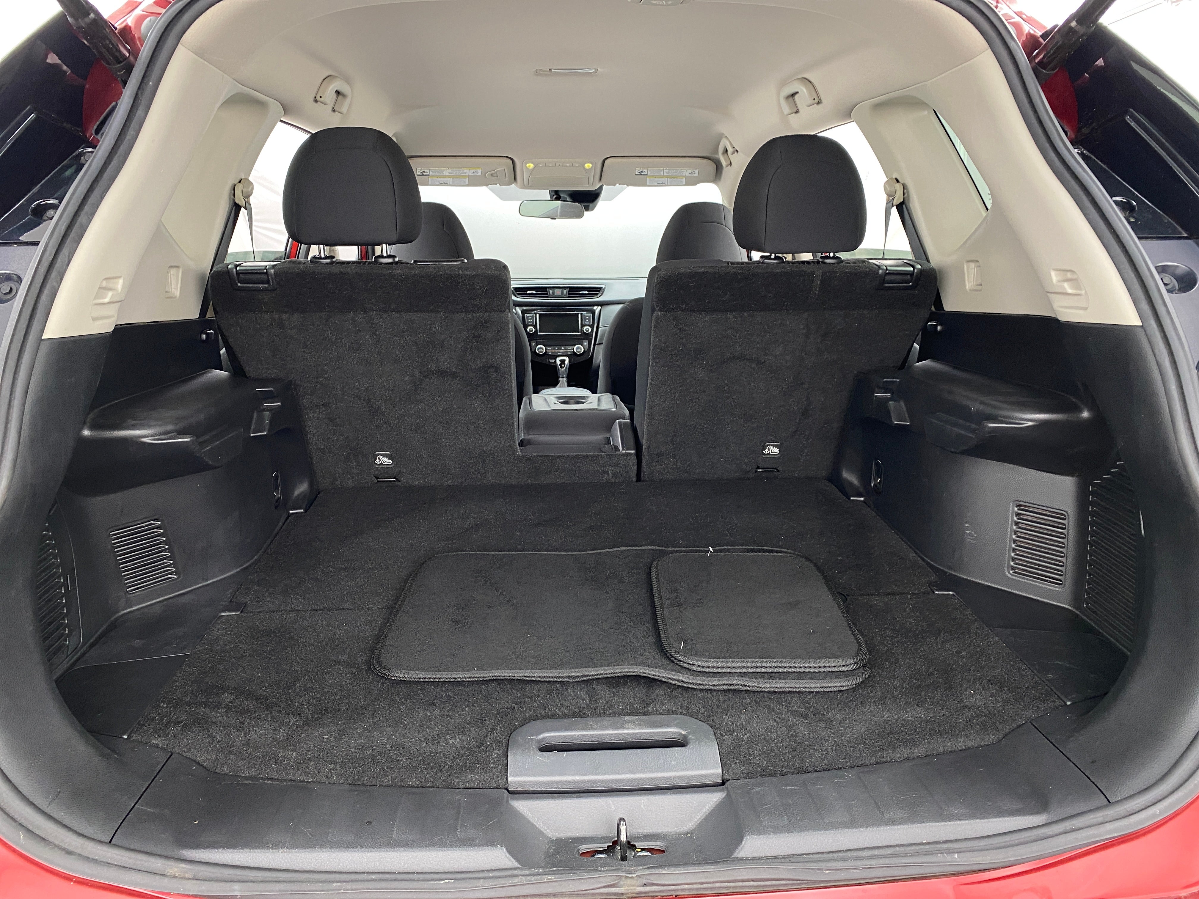 2019 Nissan Rogue SV 7