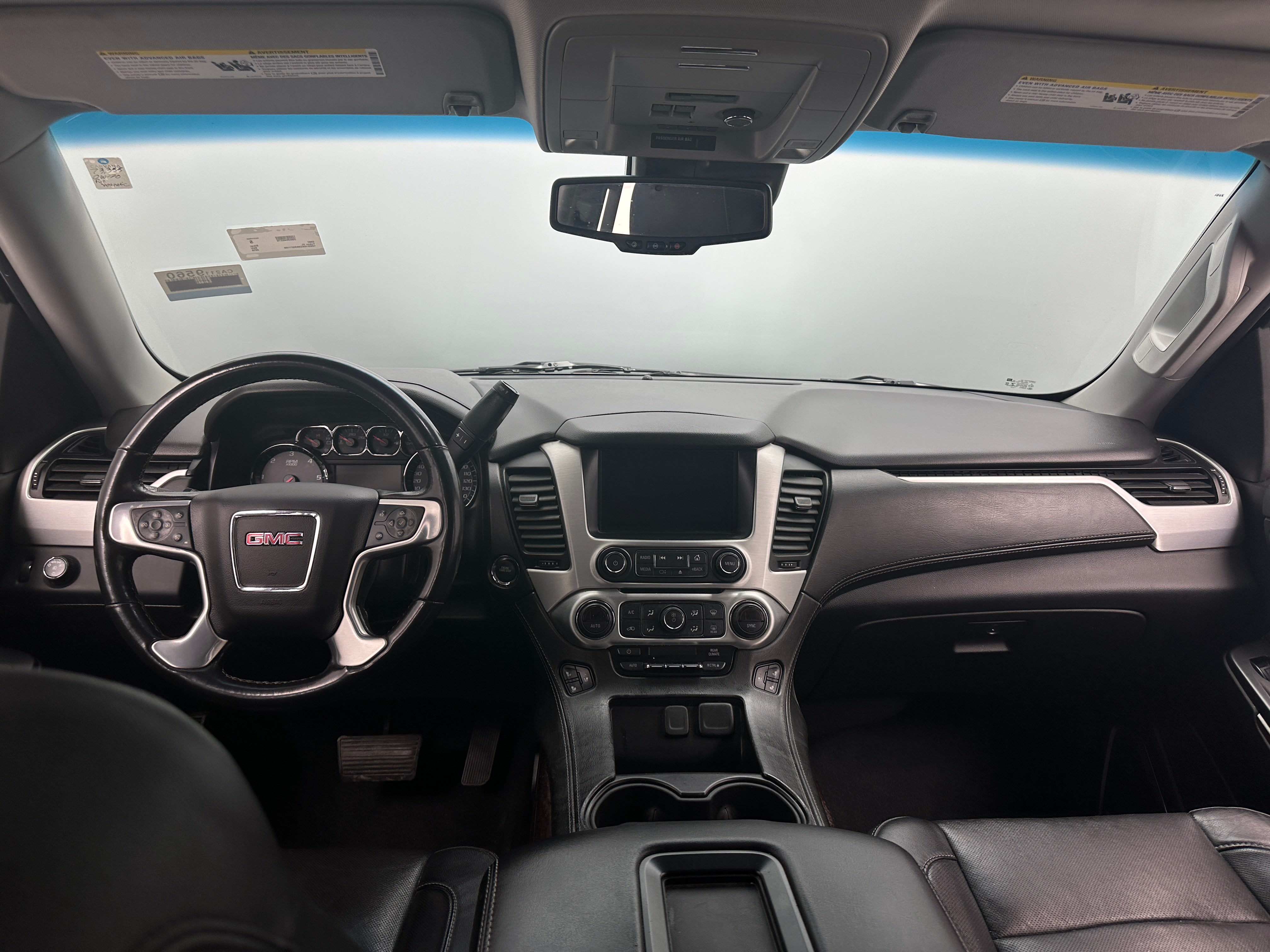 2019 GMC Yukon XL SLT 2