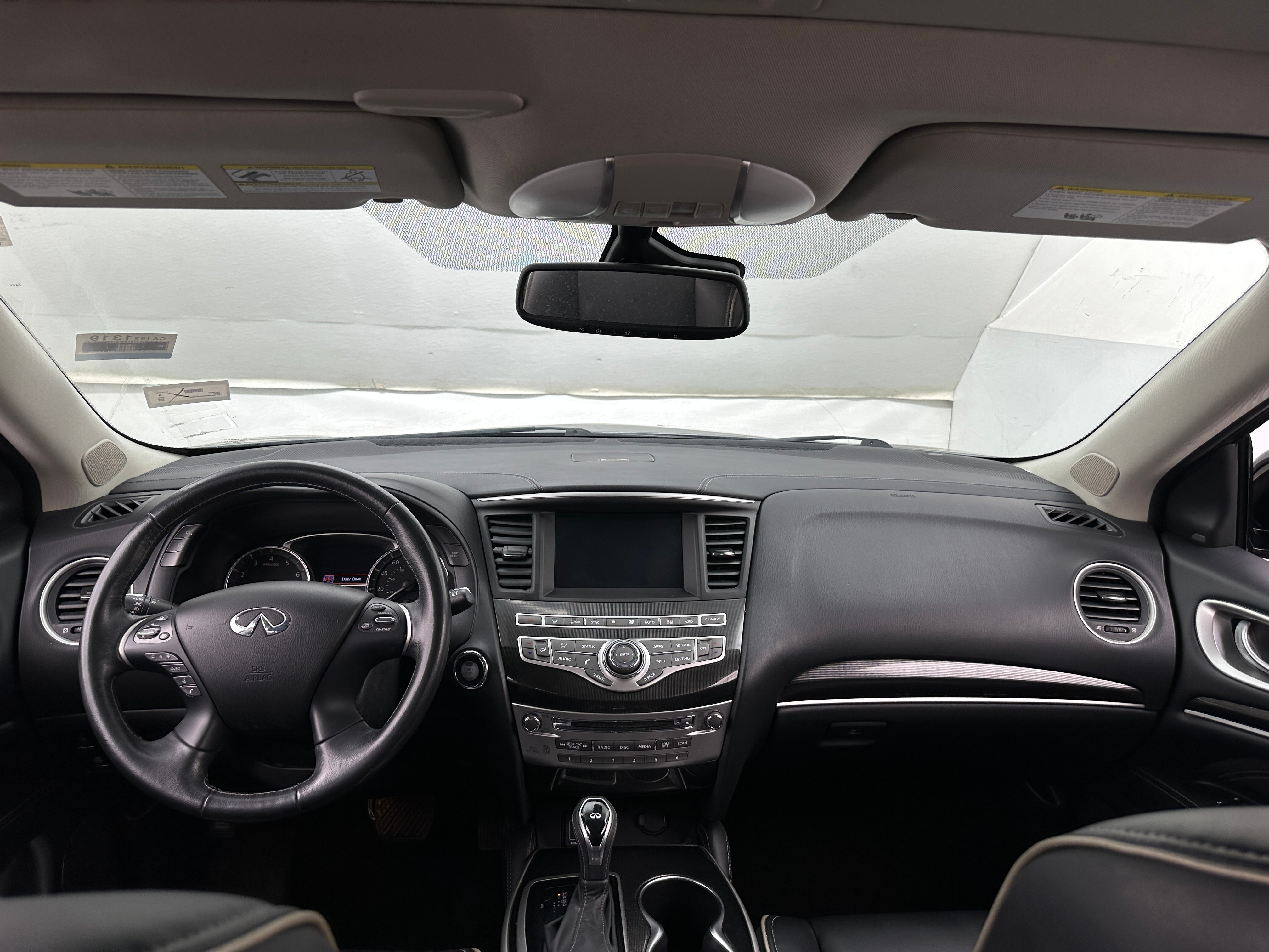 2019 INFINITI QX60 Luxe 3