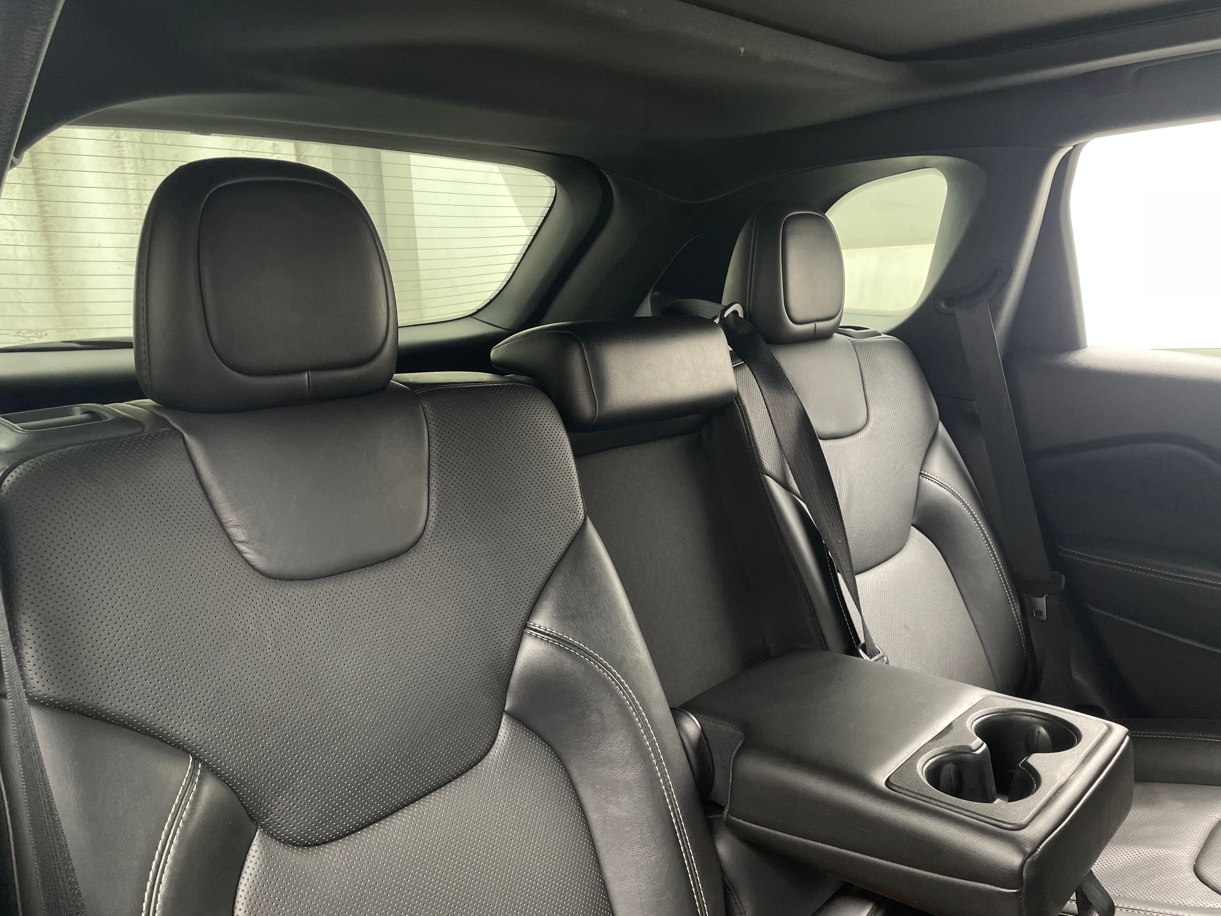 2021 Jeep Cherokee 80th Anniversary 5