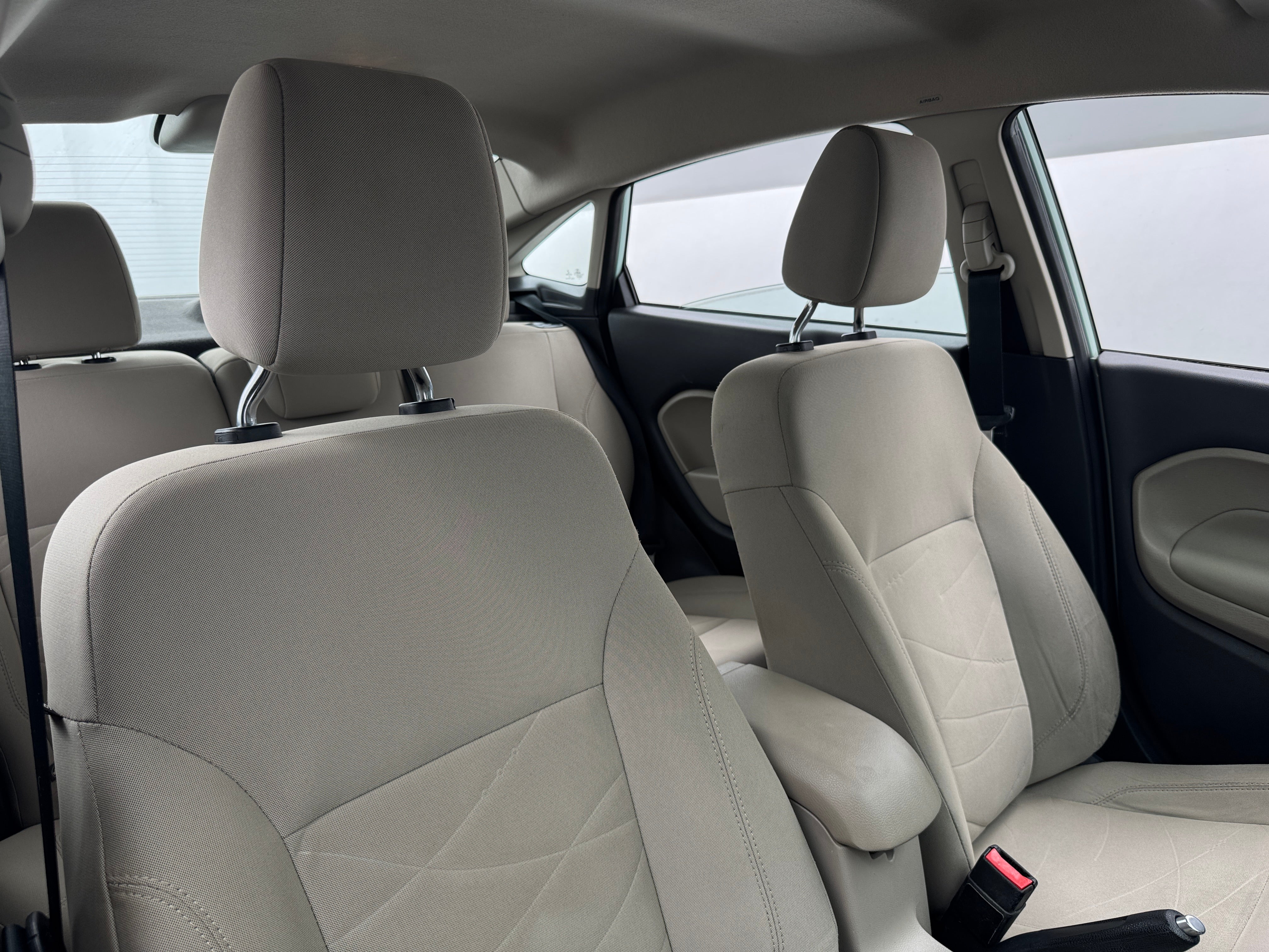 2017 Ford Fiesta SE 2
