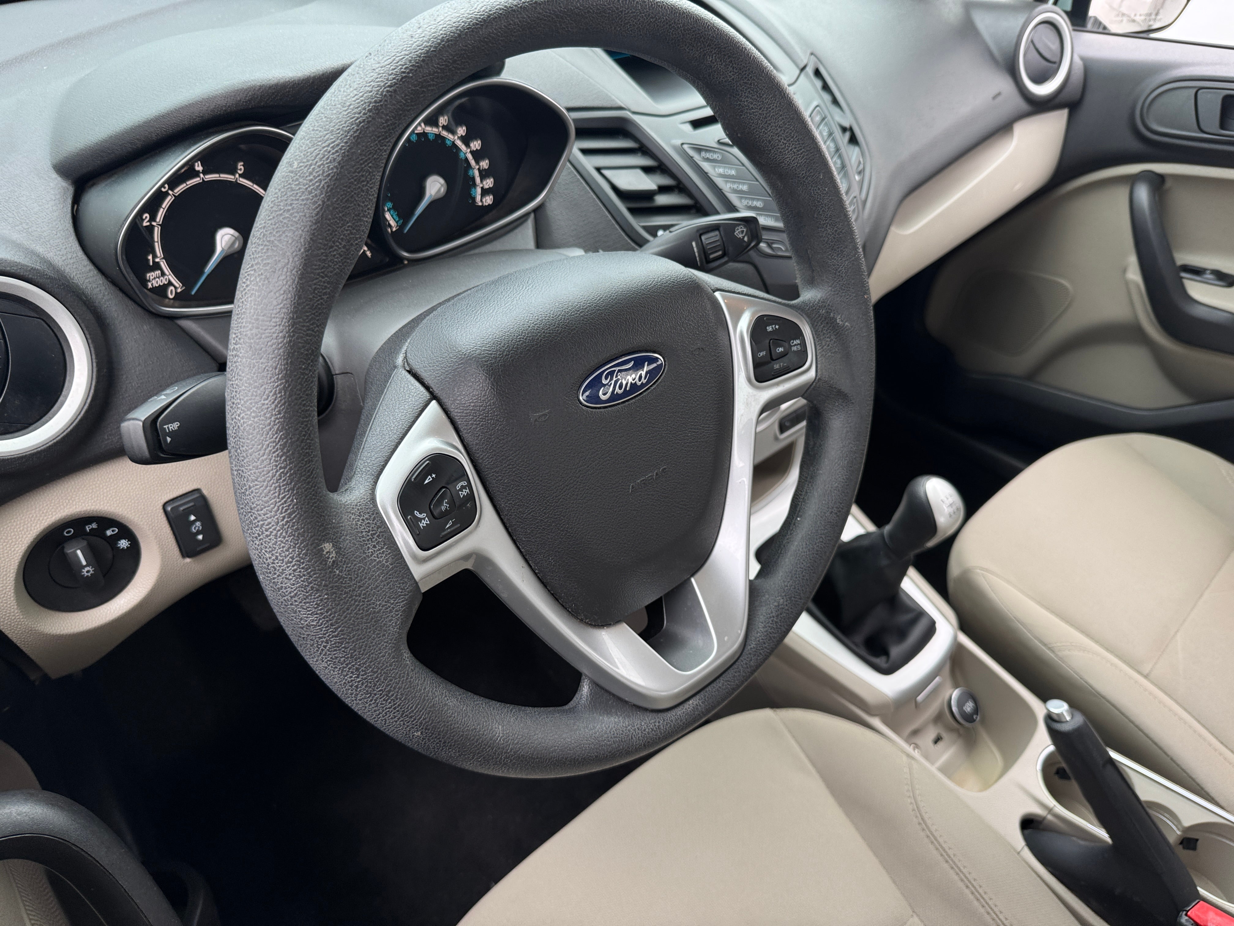 2017 Ford Fiesta SE 5
