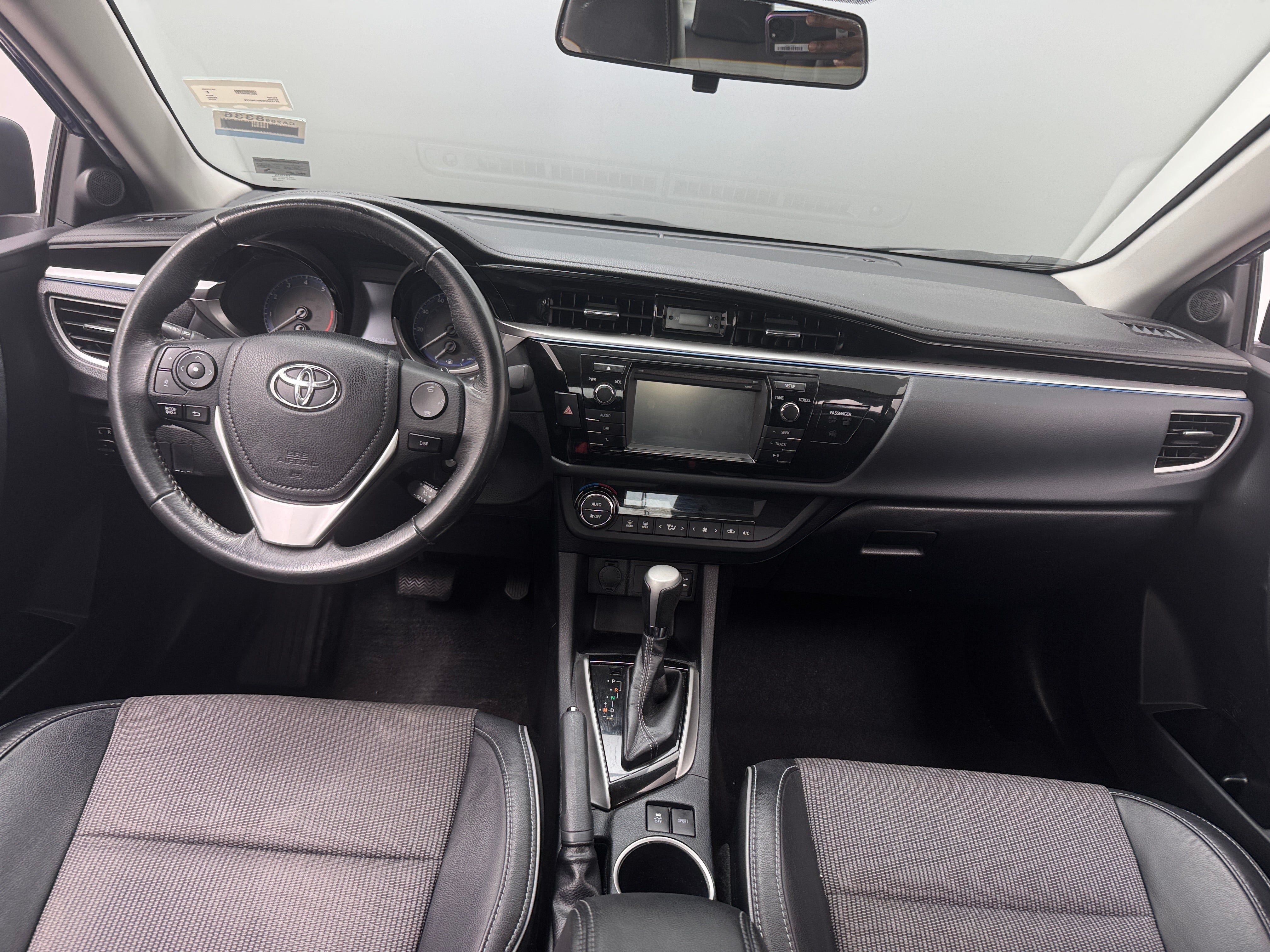 2016 Toyota Corolla S 3