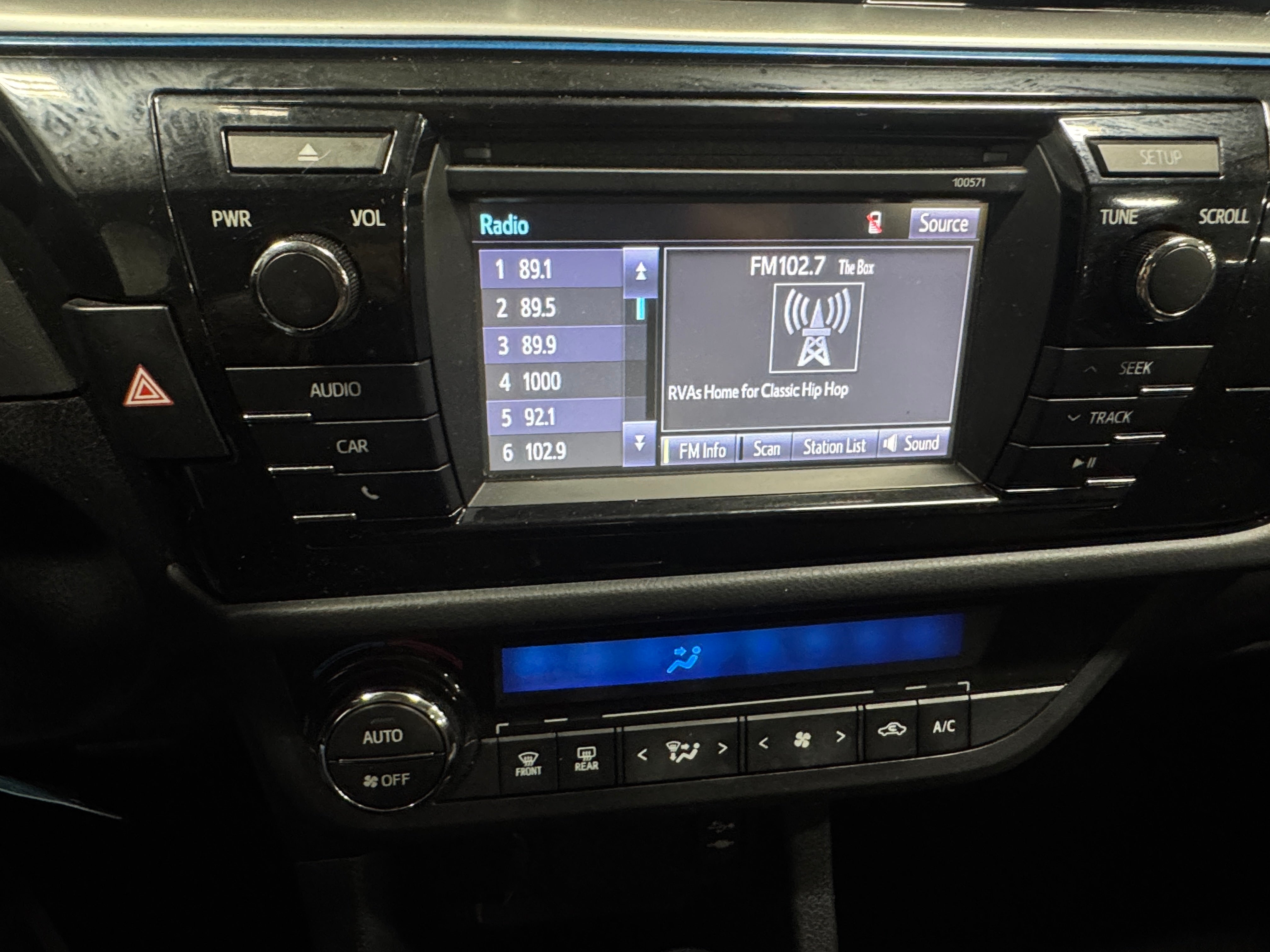 2016 Toyota Corolla S 4
