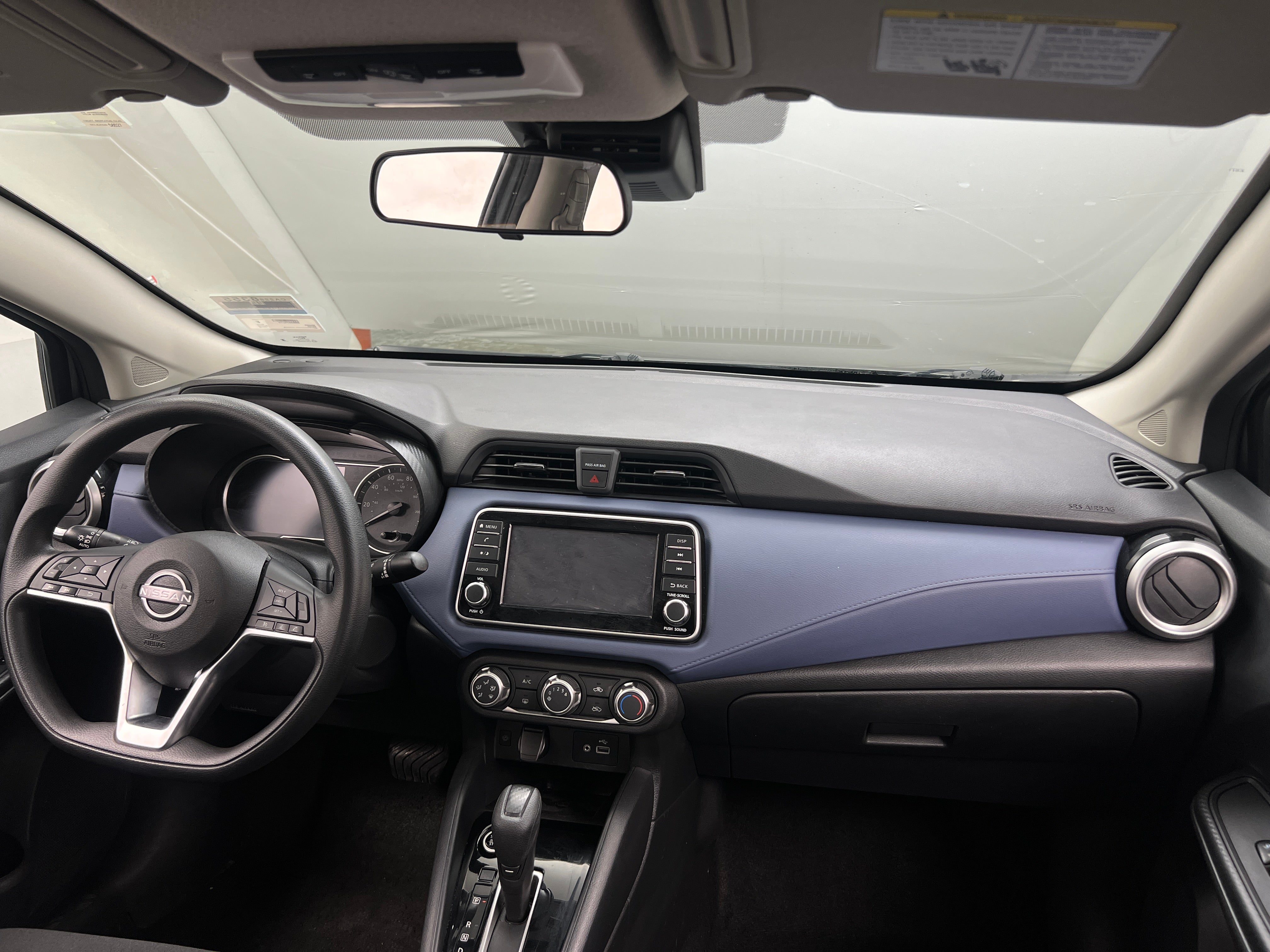 2023 Nissan Versa SV 3