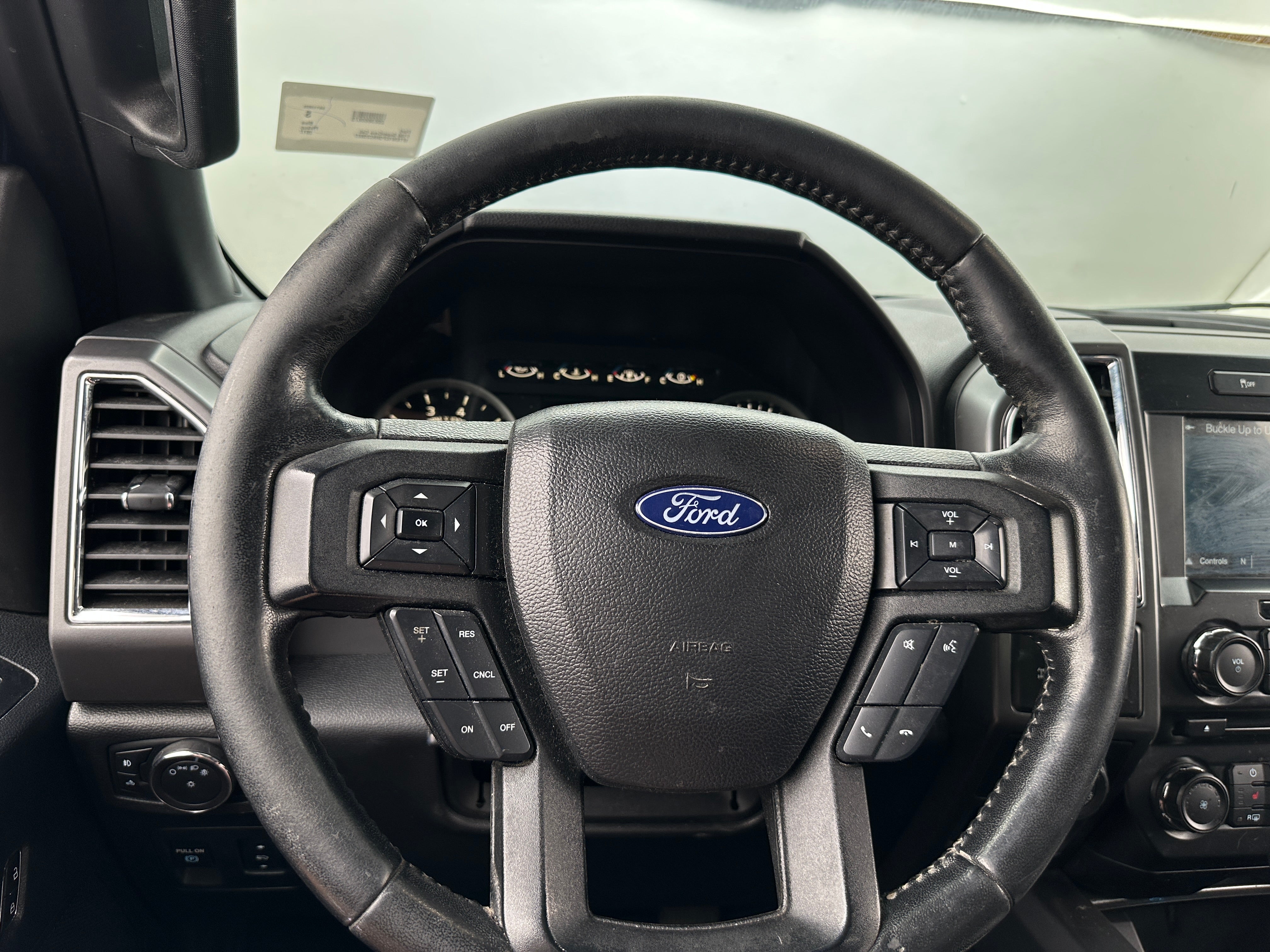 2017 Ford Econoline E-150 5
