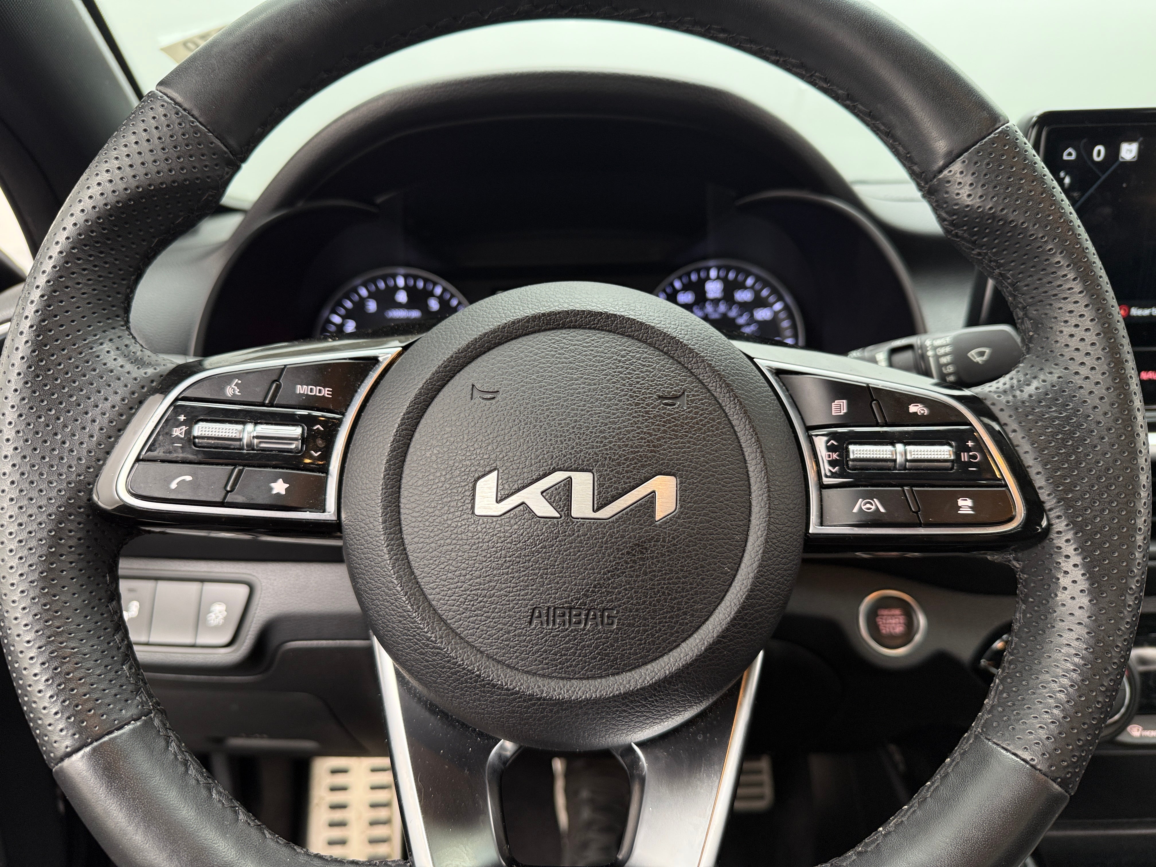 2023 Kia Forte GT-Line 5