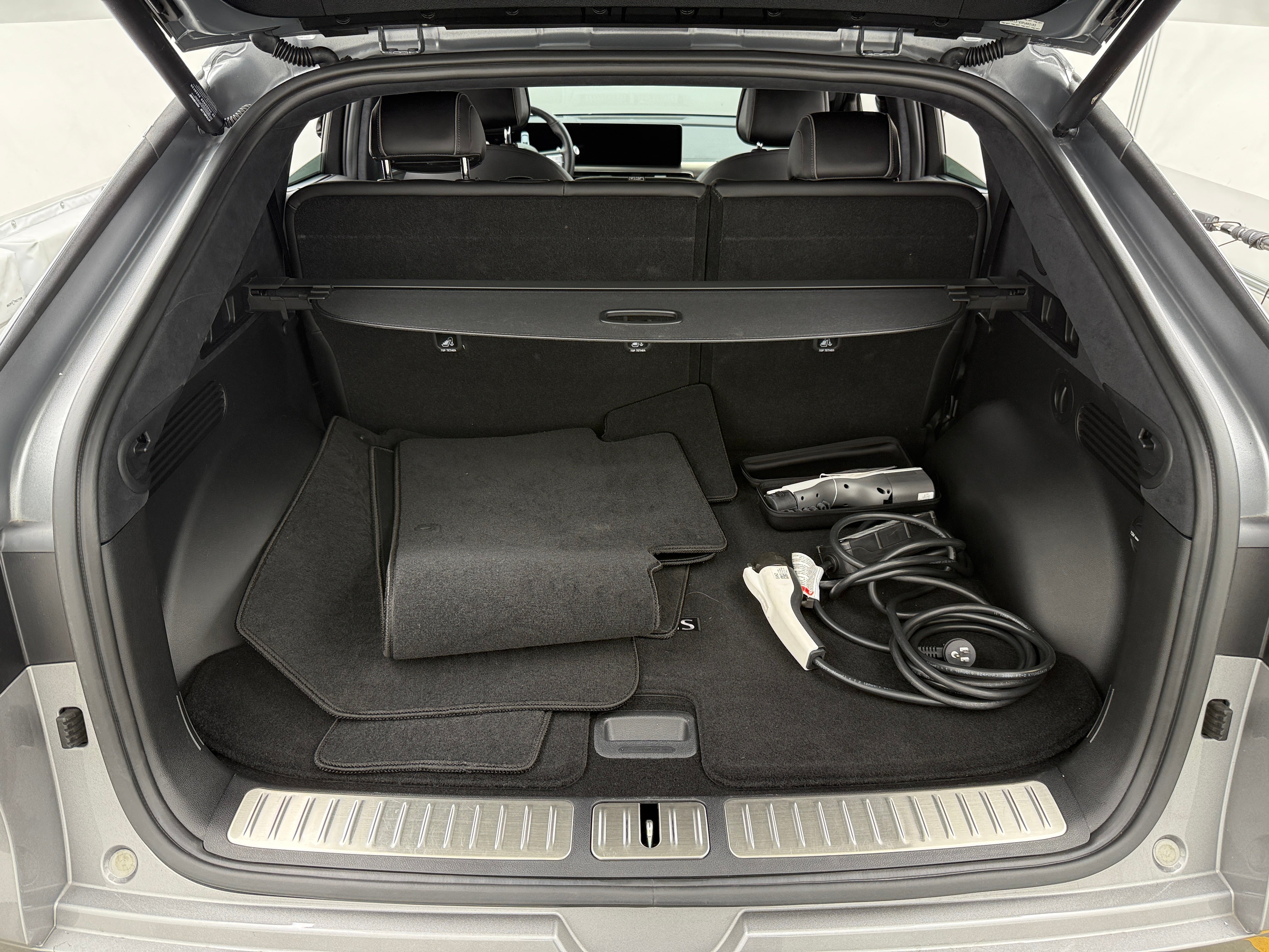 2023 Genesis GV60 Performance 6