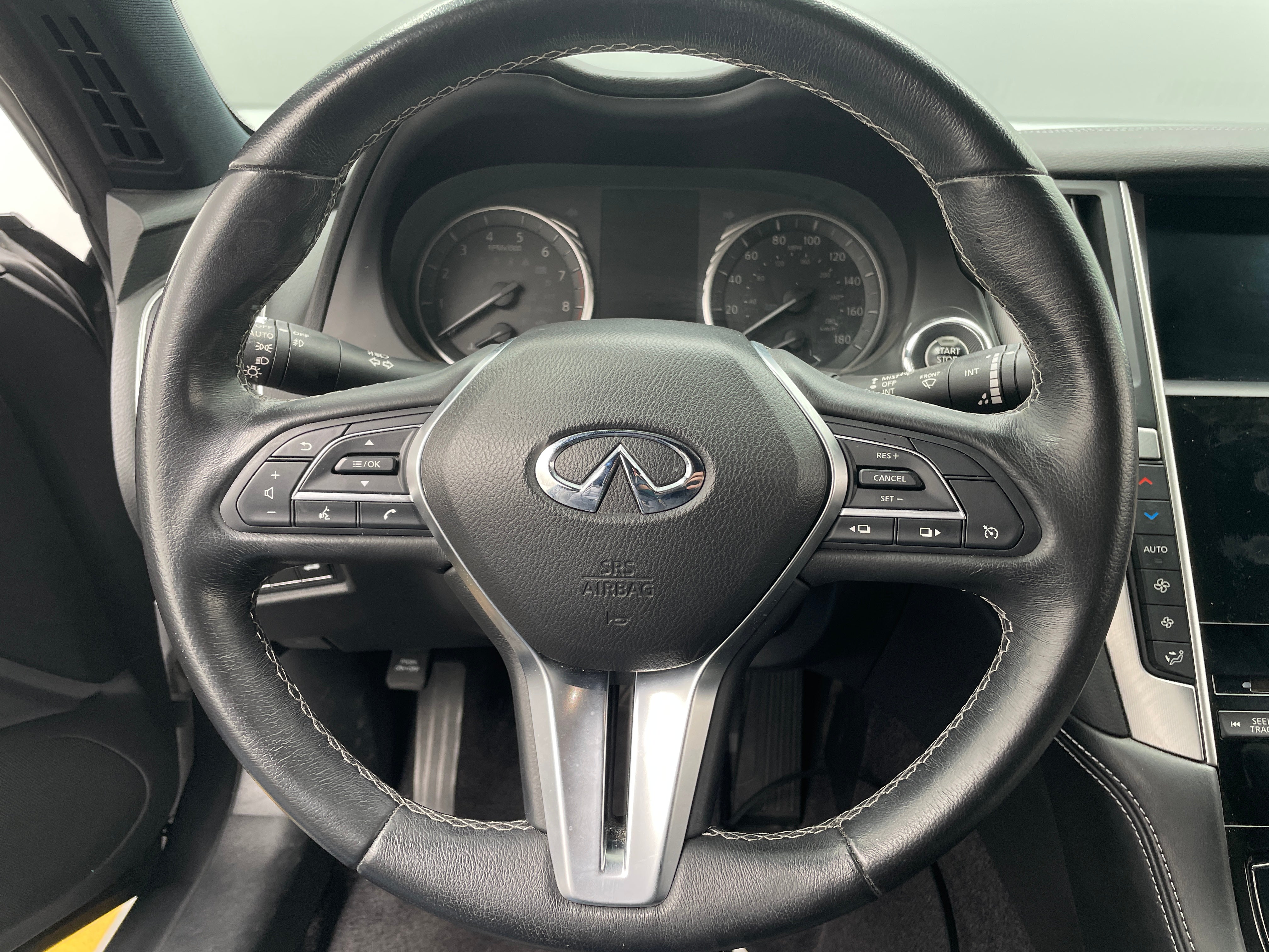 2020 INFINITI Q60 Pure 3