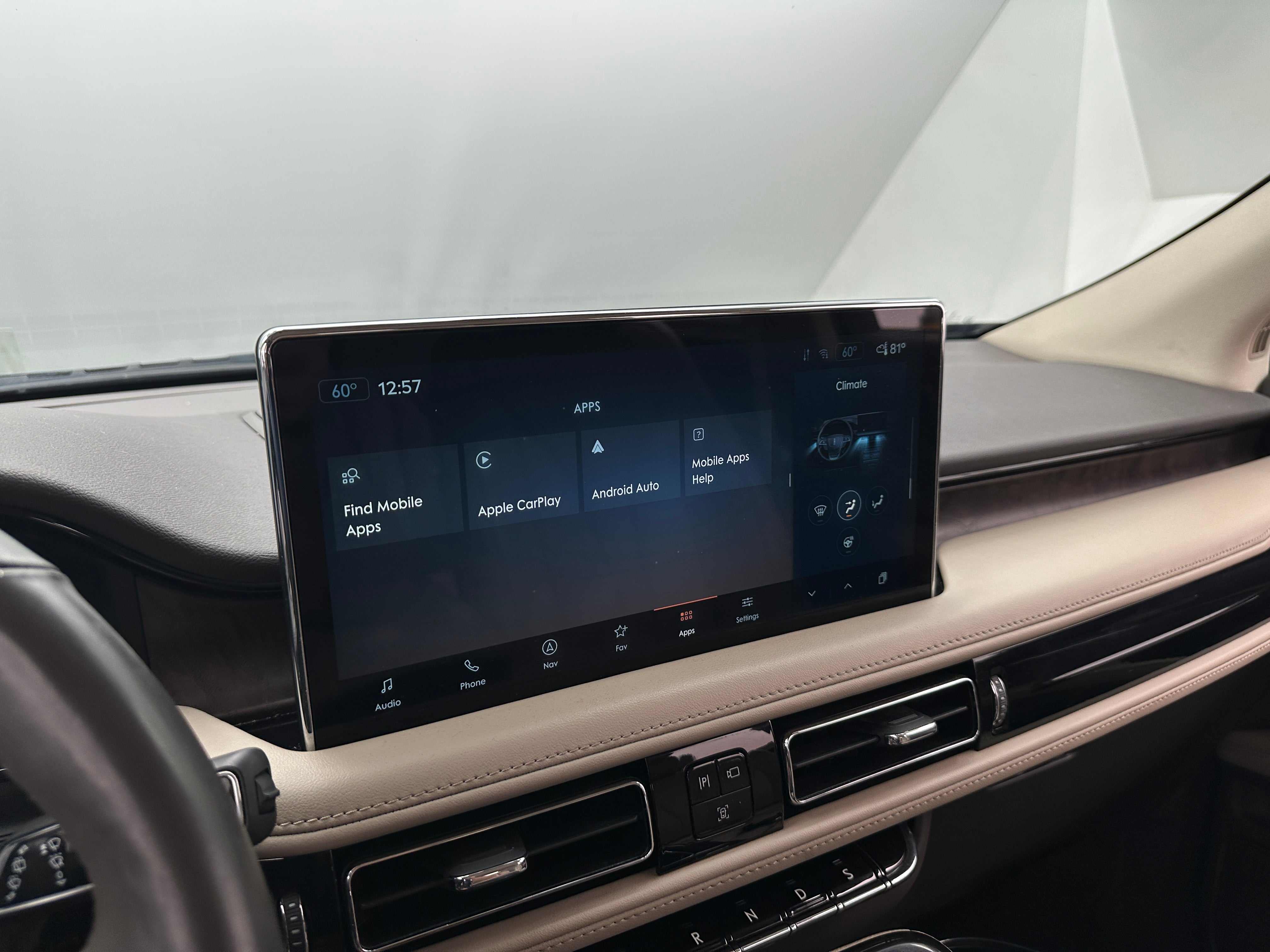 2022 Lincoln Nautilus Reserve 3