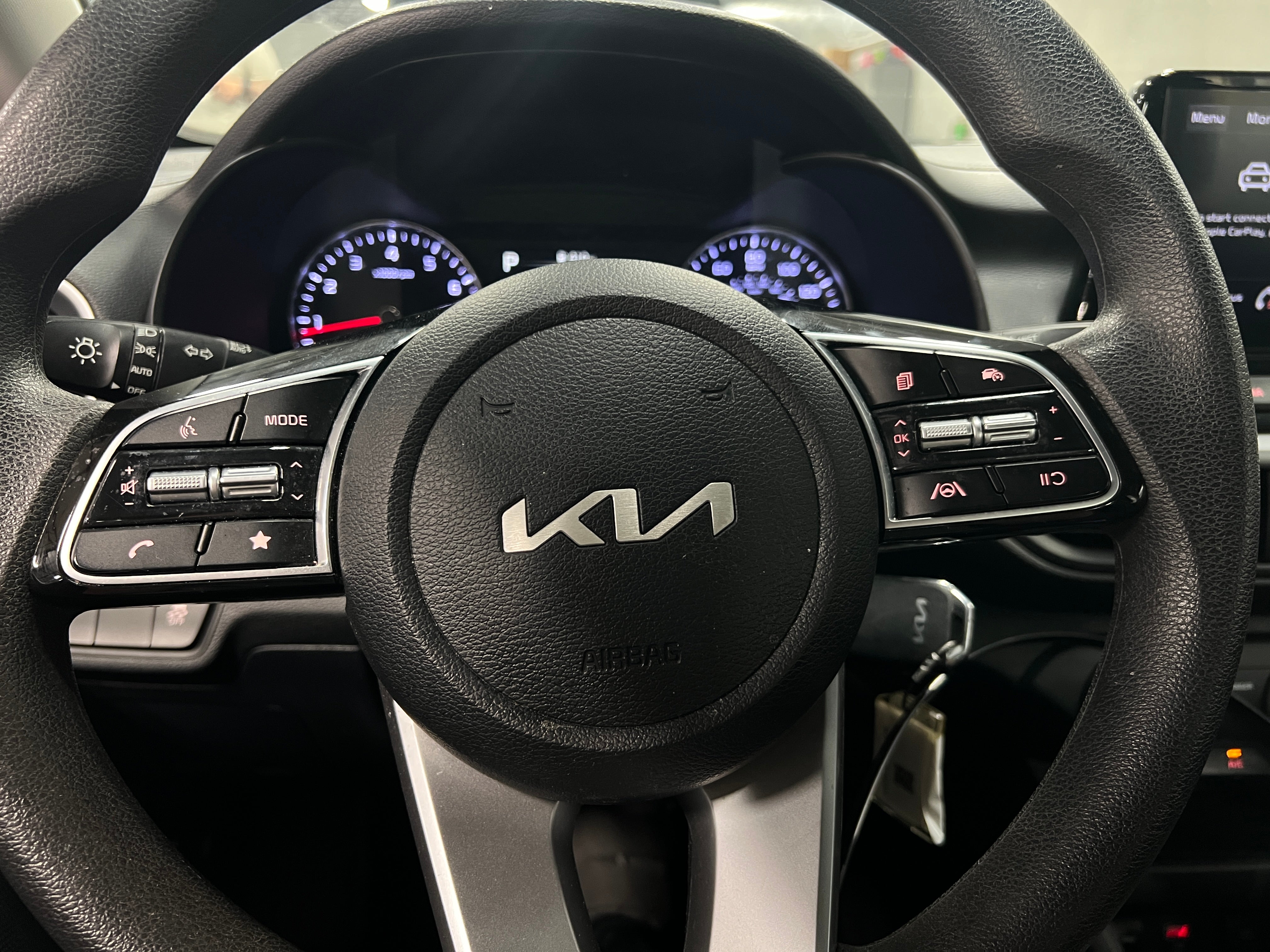 2024 Kia Forte LXS 5
