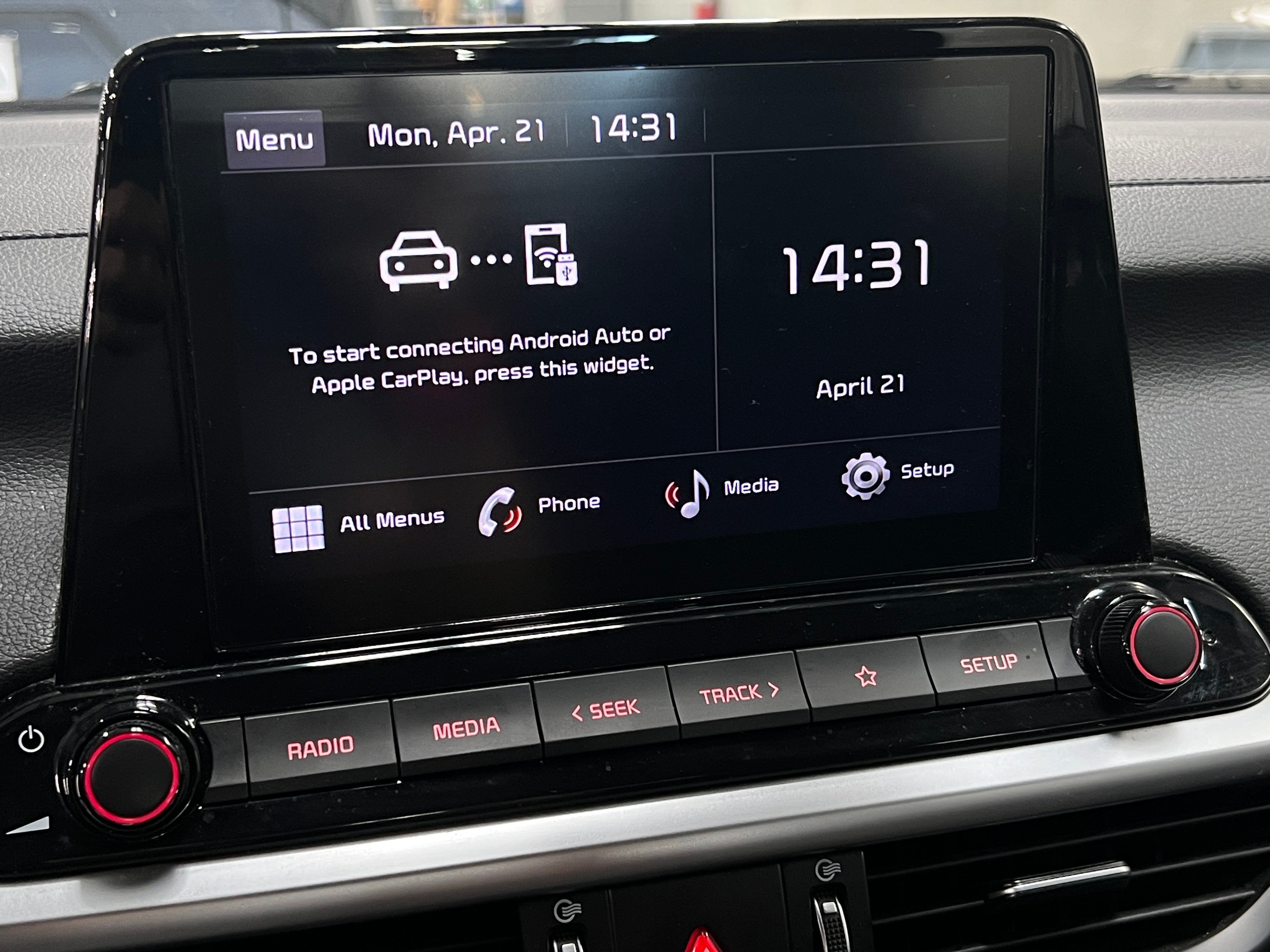 2024 Kia Forte LXS 4