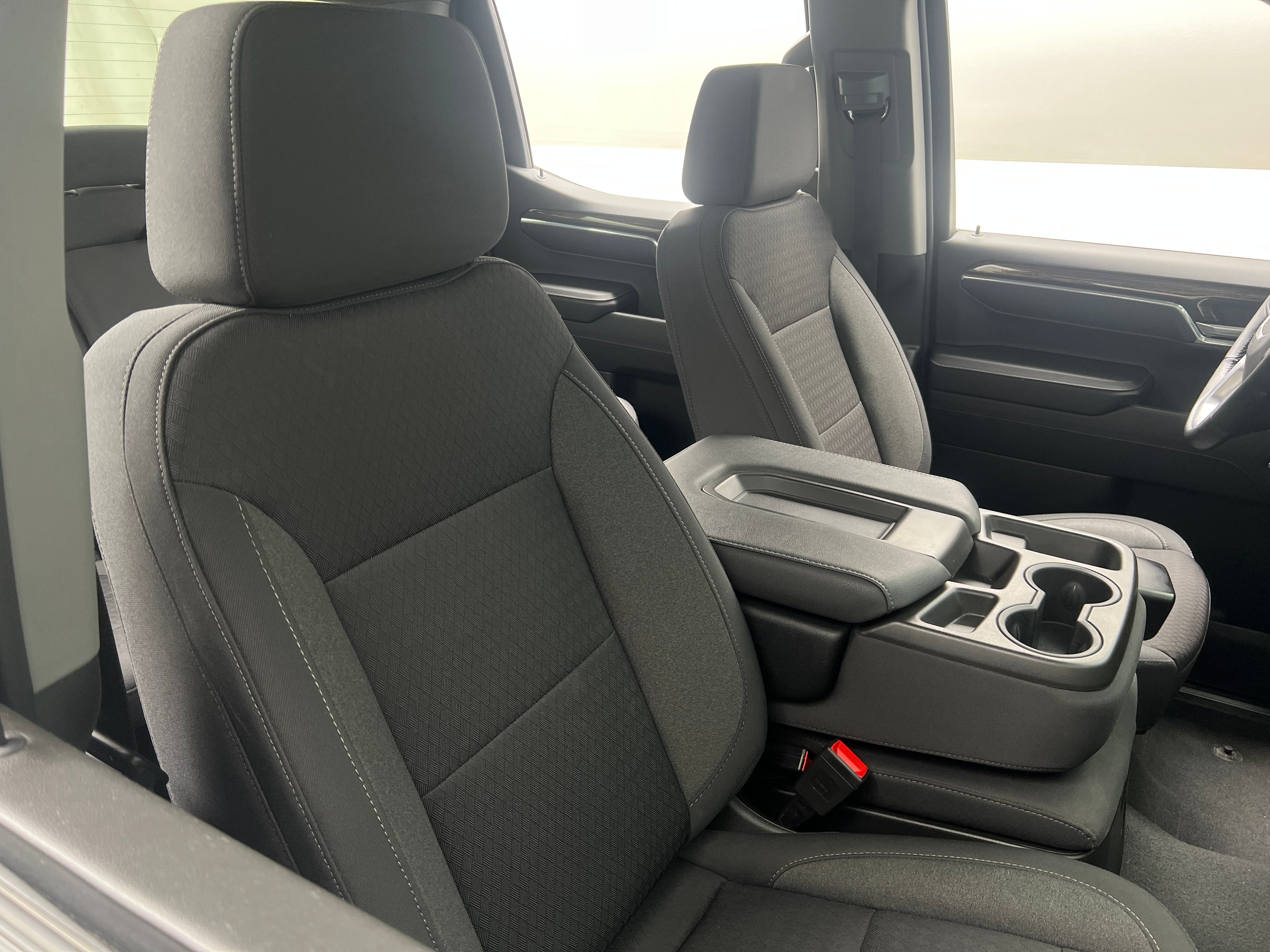2023 GMC Sierra 1500 Elevation 2