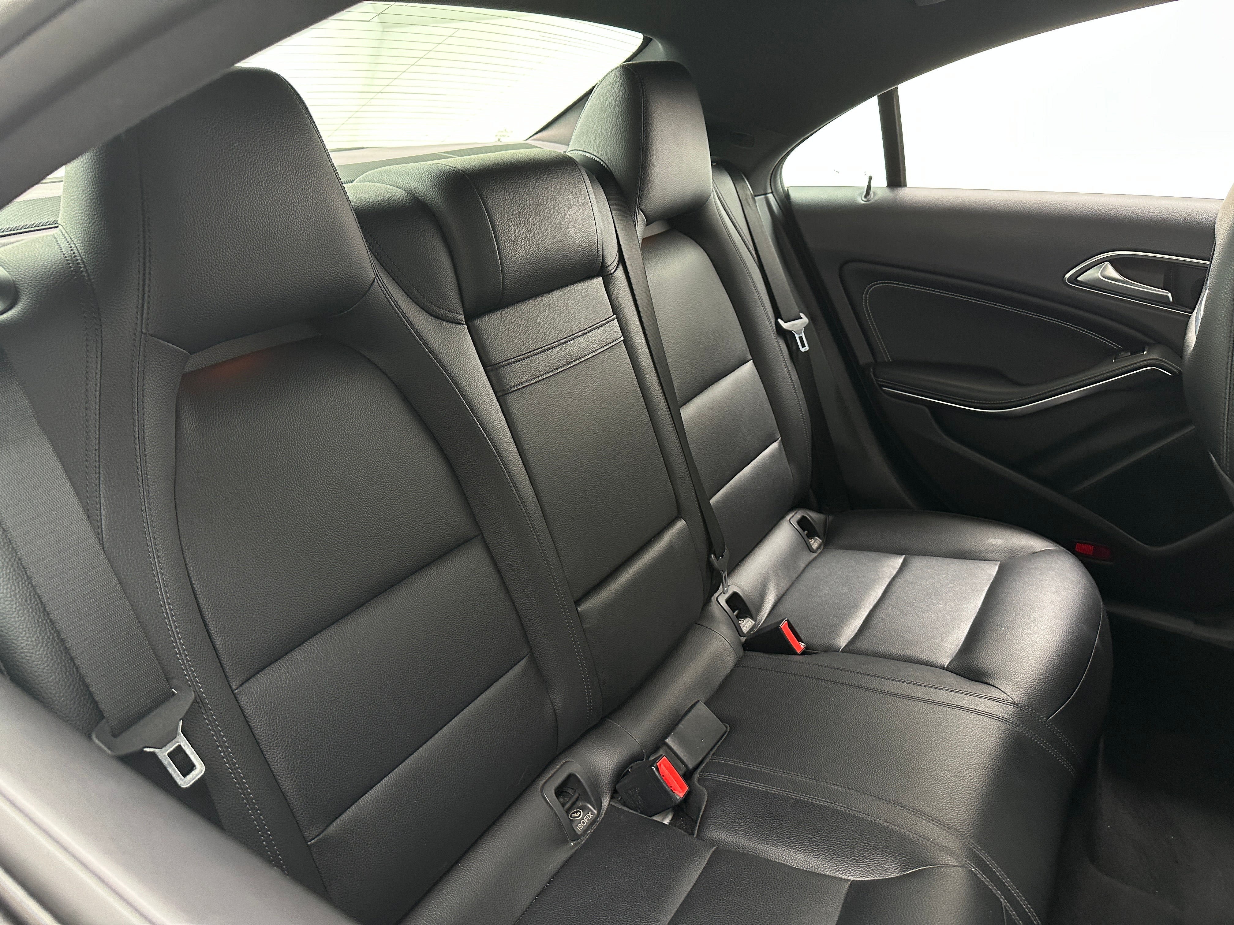 2015 Mercedes-Benz CLA 250 5