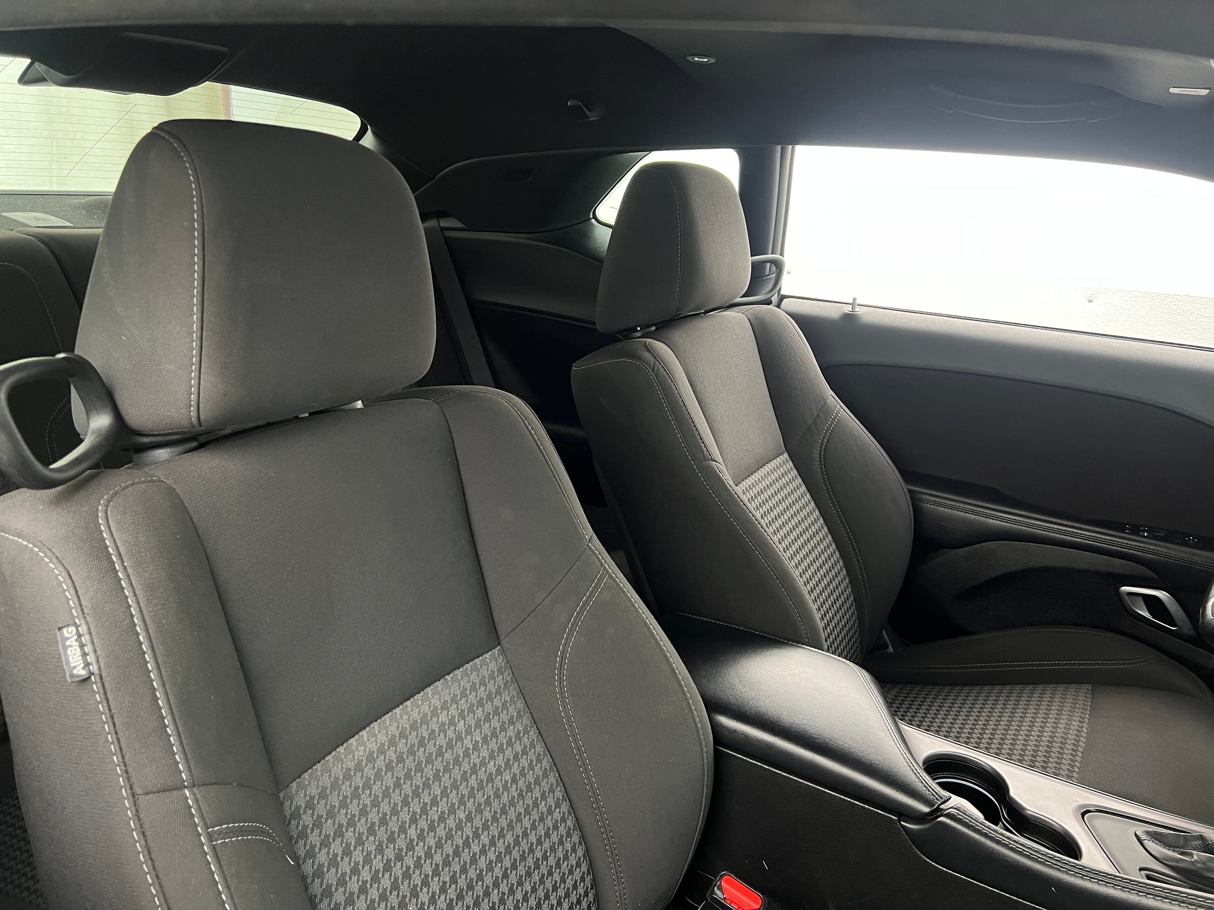 2023 Dodge Challenger SXT 2