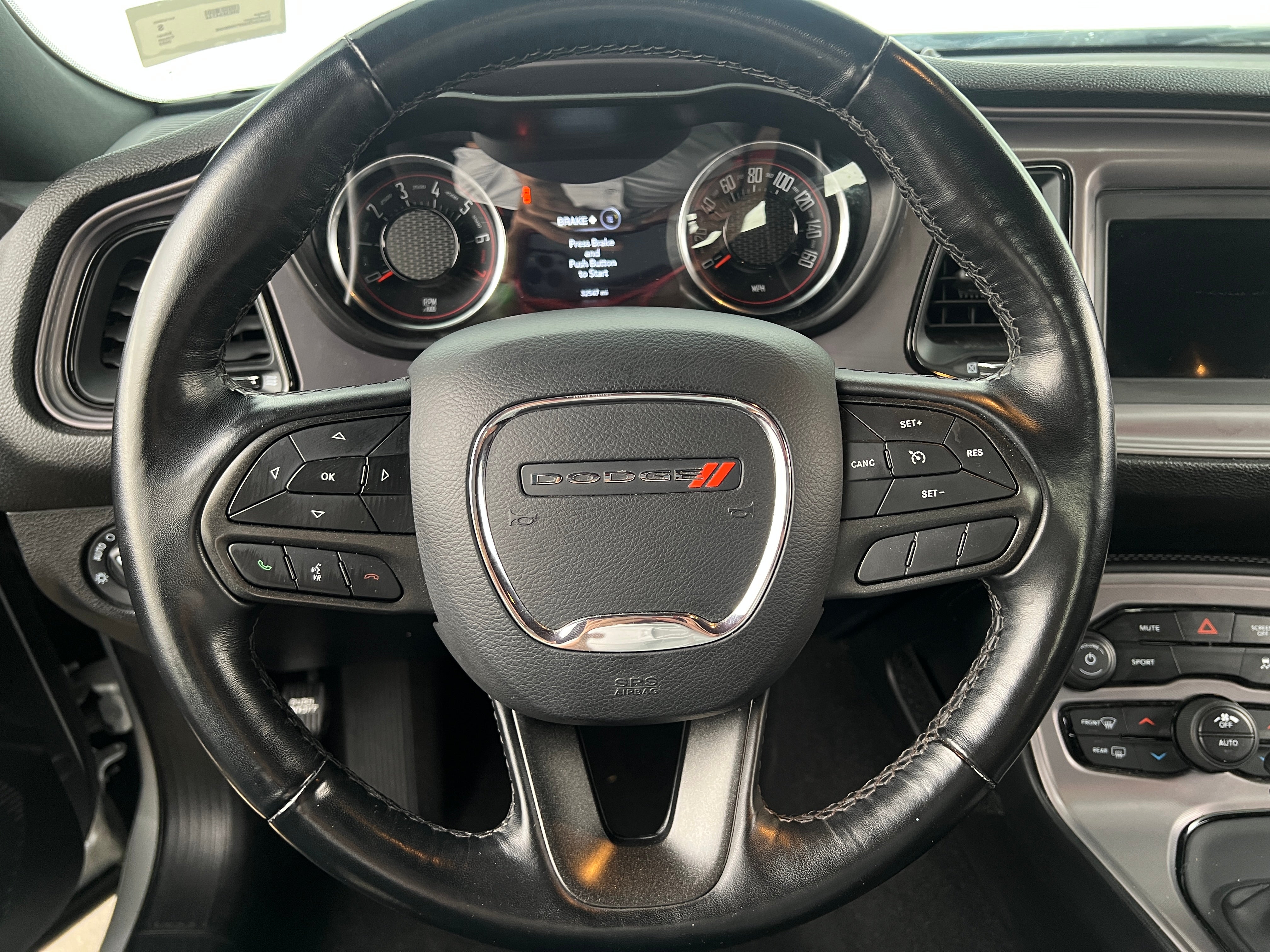2023 Dodge Challenger SXT 4