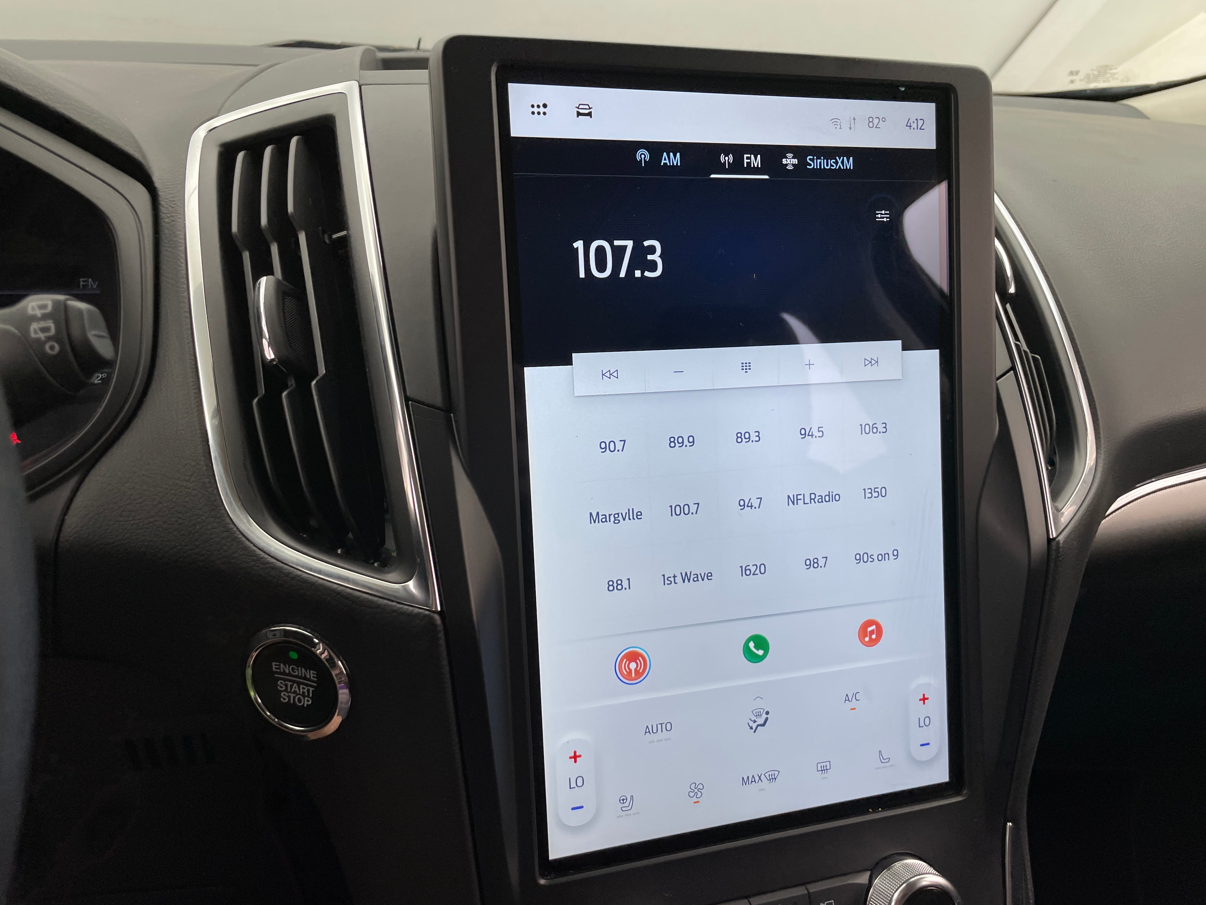 2024 Ford Edge Titanium 3